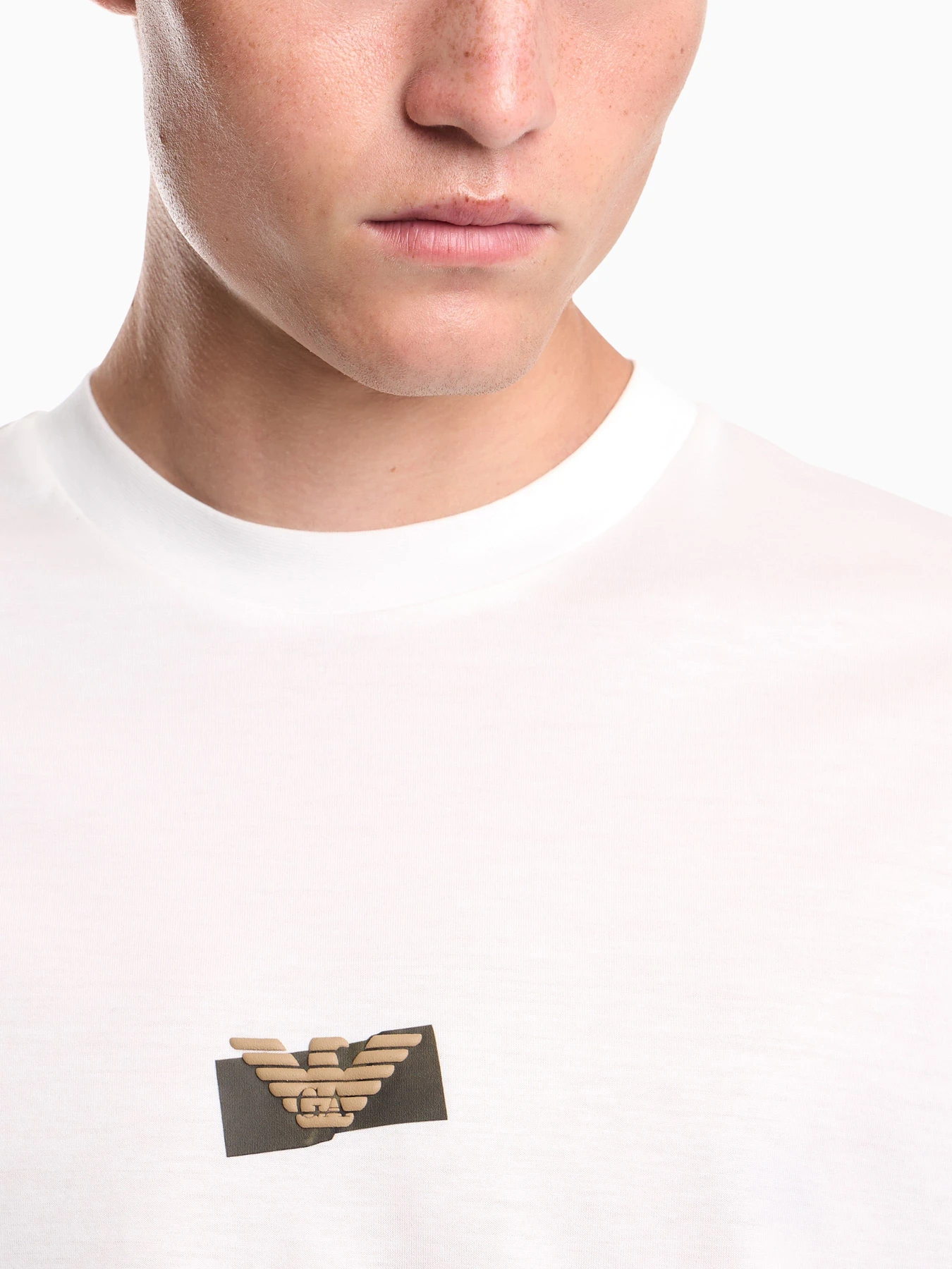 Футболки и поло Emporio Armani модель EM007040-AF10017-U0003 Футболки и поло Emporio Armani модель EM007040-AF10017-U0003 Фото