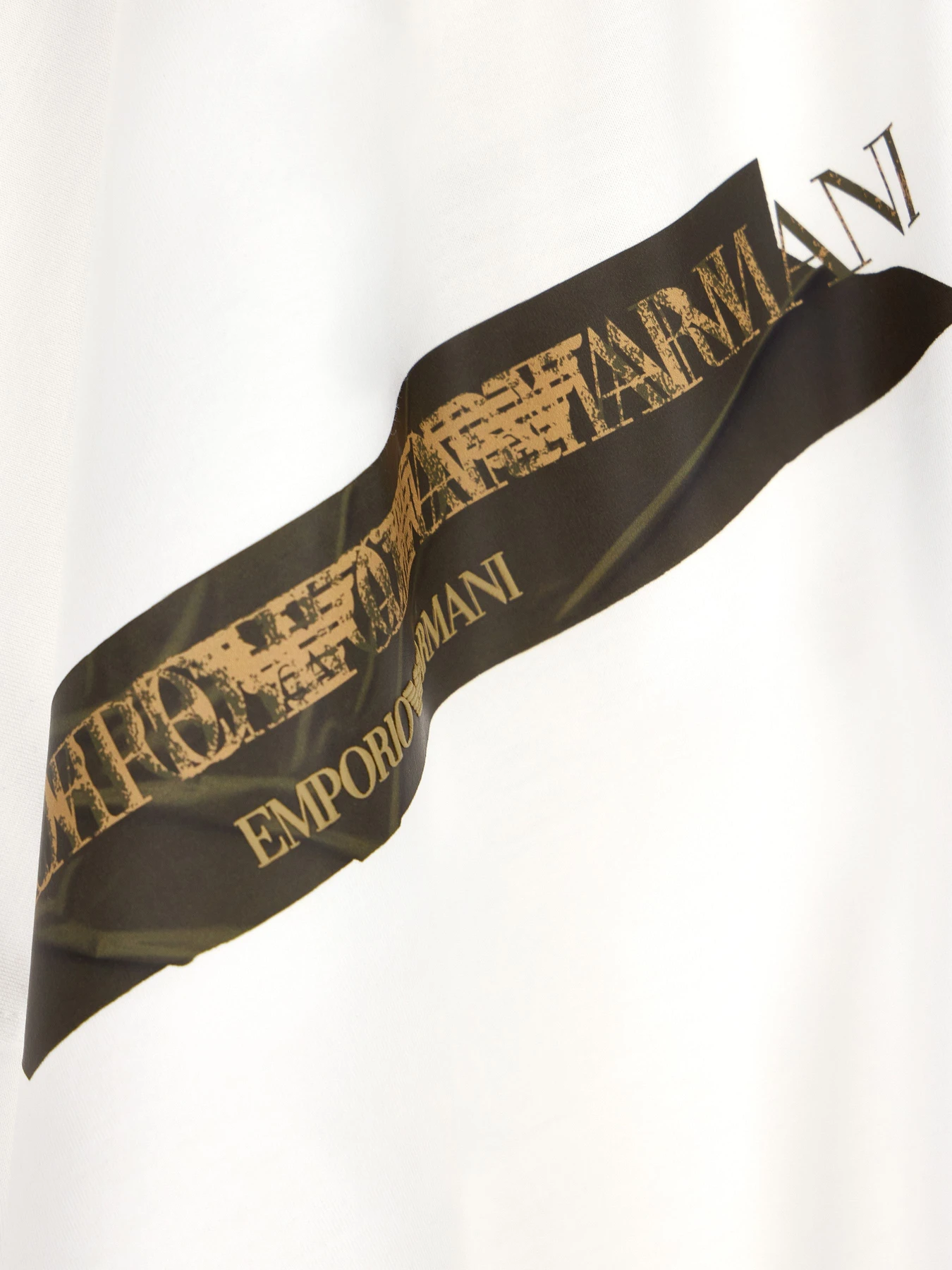 Футболки и поло Emporio Armani модель EM007040-AF10017-U0003 Футболки и поло Emporio Armani модель EM007040-AF10017-U0003 Фото