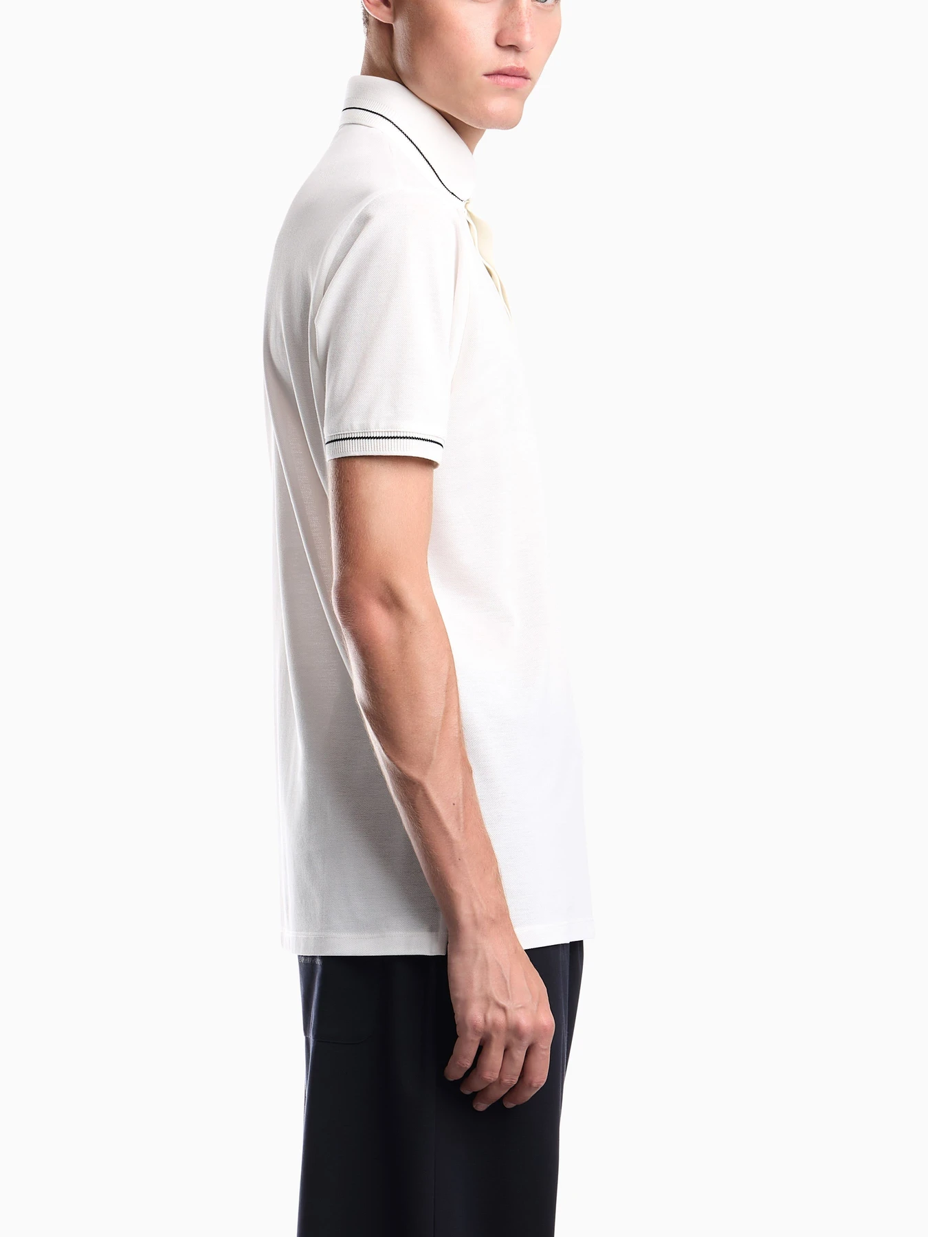 Футболки и поло Emporio Armani модель EM006625-AF12955-U0003 Футболки и поло Emporio Armani модель EM006625-AF12955-U0003 Фото