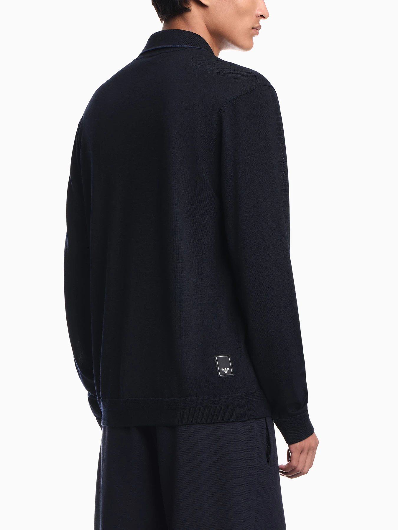 Свитеры и кардиганы Emporio Armani модель EM006224-AF27805-UB118 Свитеры и кардиганы Emporio Armani модель EM006224-AF27805-UB118 Фото