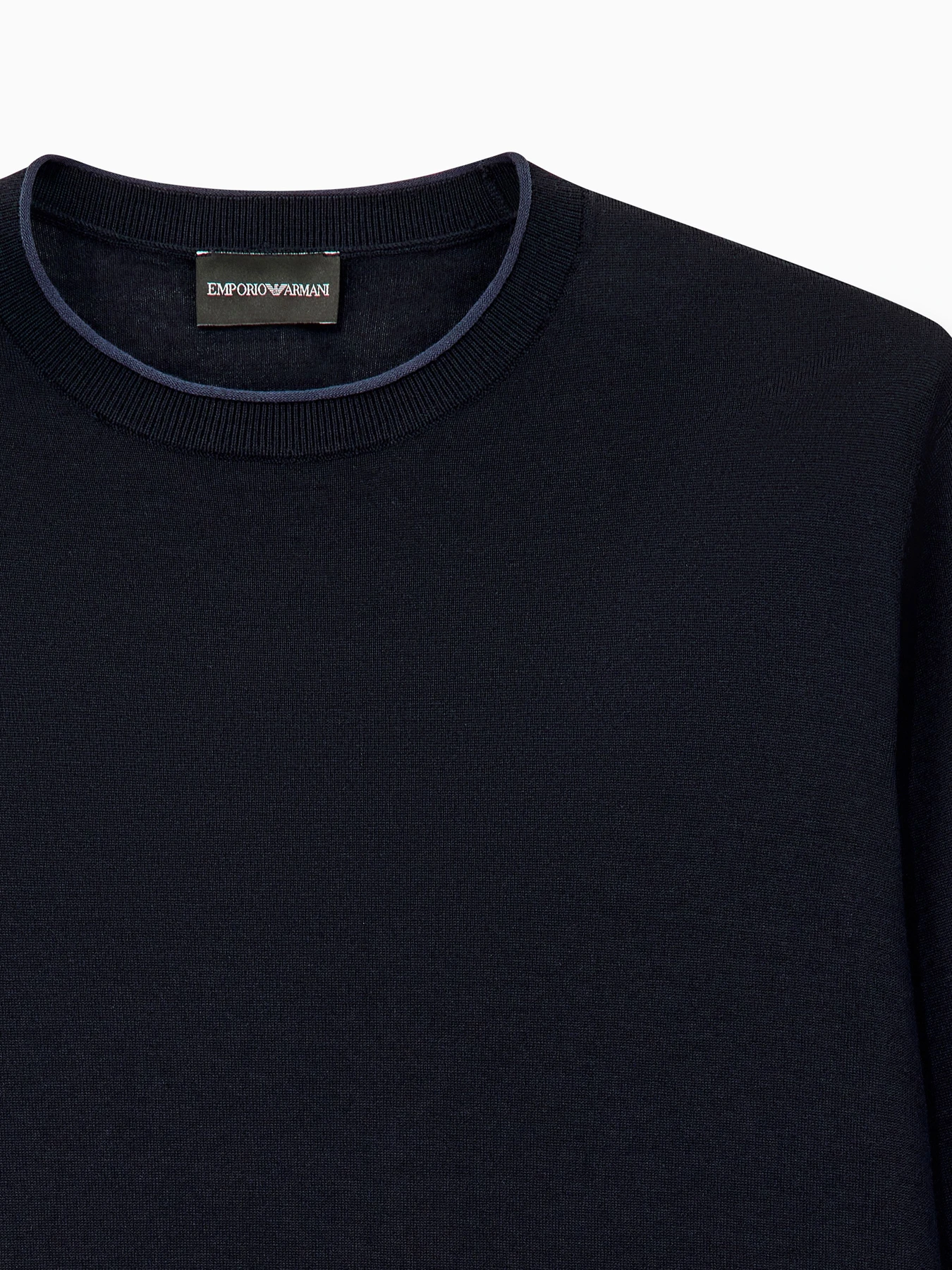 Свитеры и кардиганы Emporio Armani модель EM006225-AF27805-UB118 Свитеры и кардиганы Emporio Armani модель EM006225-AF27805-UB118 Фото