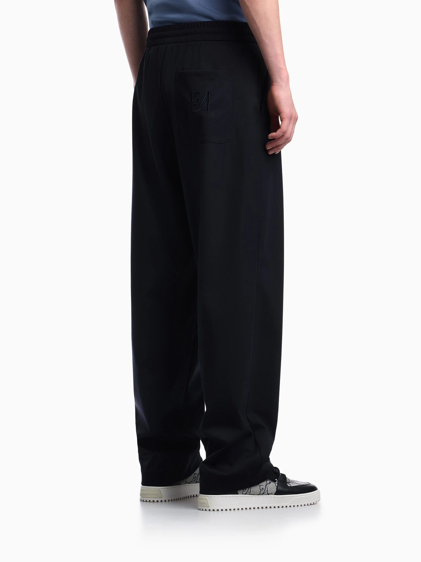 Брюки Emporio Armani модель EM006858-AF28109-UB118 Брюки Emporio Armani модель EM006858-AF28109-UB118 Фото