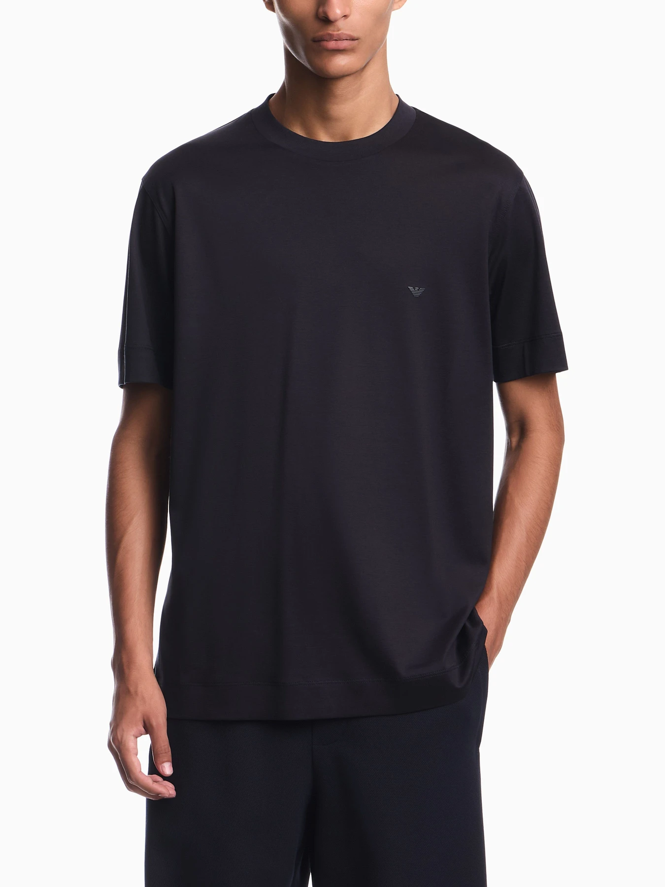 Футболки и поло Emporio Armani модель EM006318-AF10017-UB118 Футболки и поло Emporio Armani модель EM006318-AF10017-UB118 Фото