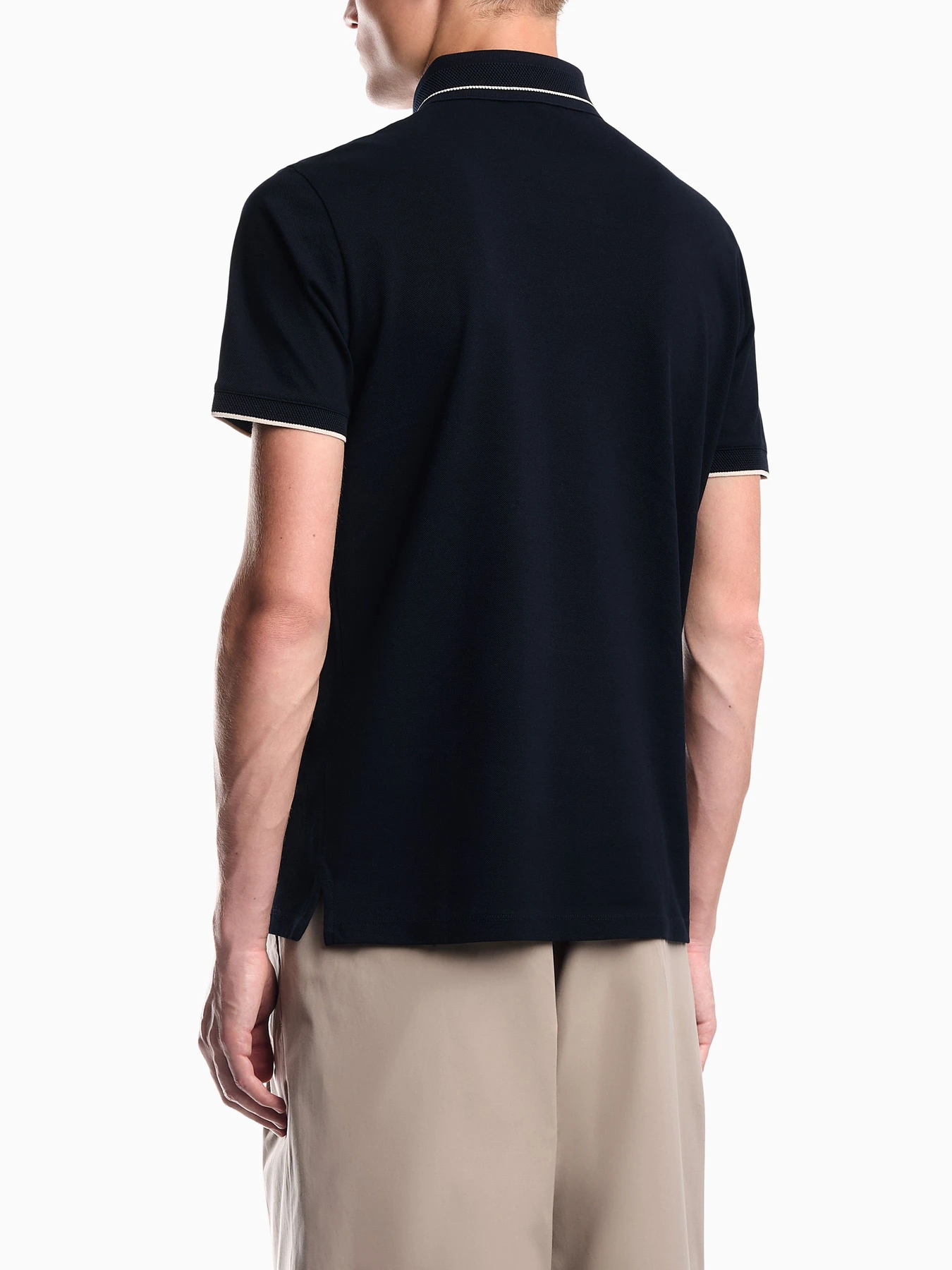 Футболки и поло Emporio Armani модель EM006625-AF12955-UB118 Футболки и поло Emporio Armani модель EM006625-AF12955-UB118 Фото