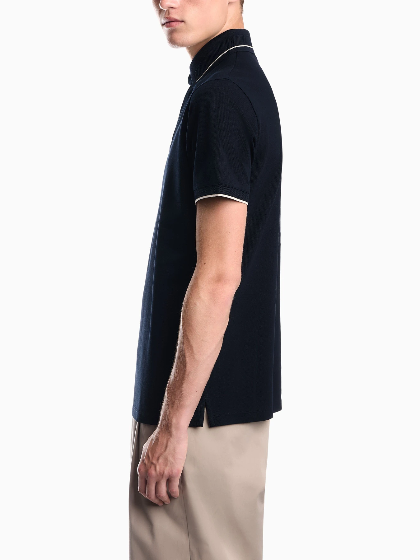 Футболки и поло Emporio Armani модель EM006625-AF12955-UB118 Футболки и поло Emporio Armani модель EM006625-AF12955-UB118 Фото