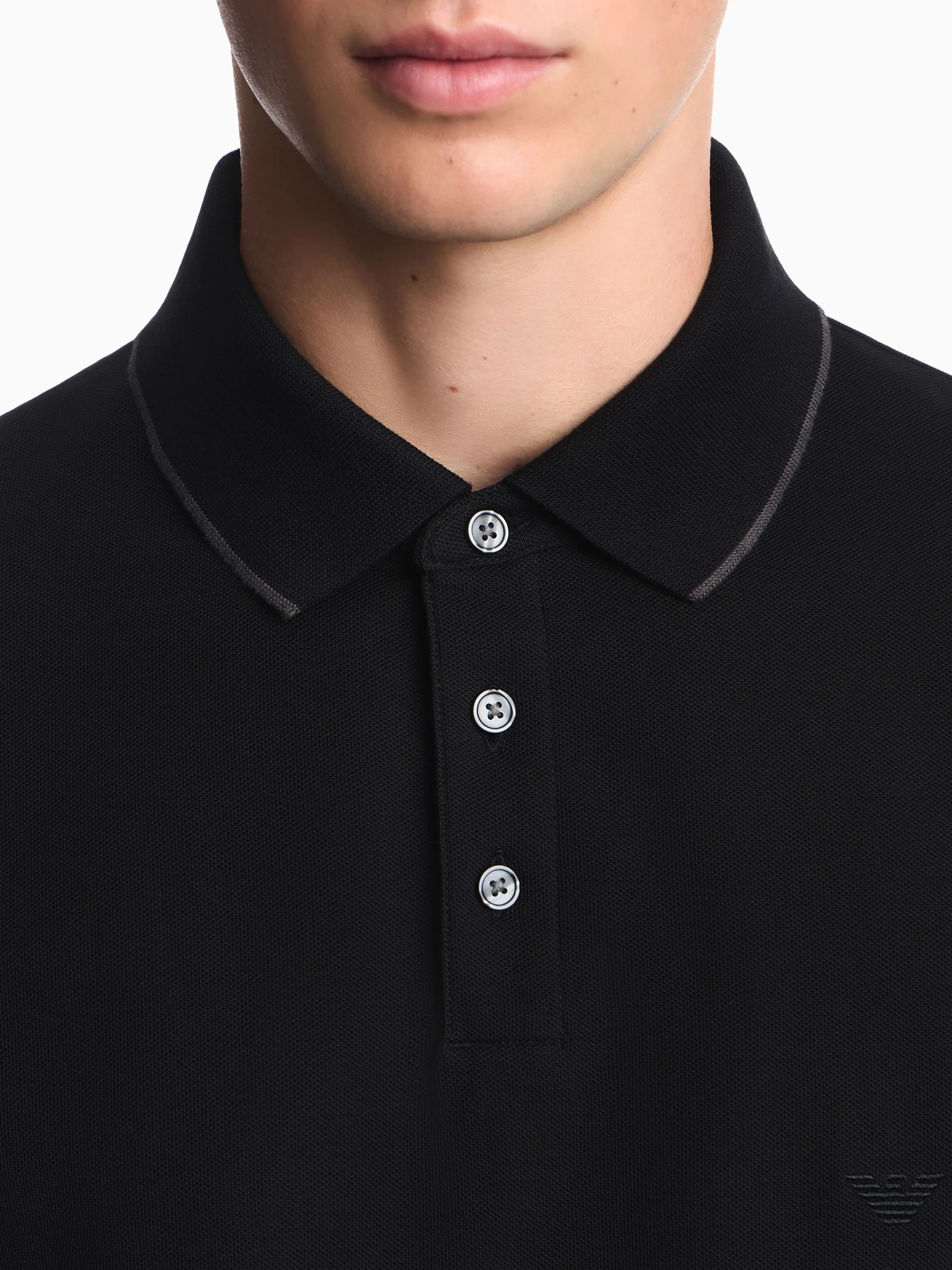 Футболки и поло Emporio Armani модель EM007355-AF10497-UC001 Футболки и поло Emporio Armani модель EM007355-AF10497-UC001 Фото