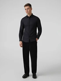 Рубашки Emporio Armani модель EM006704-AF18123-FB071 Фото