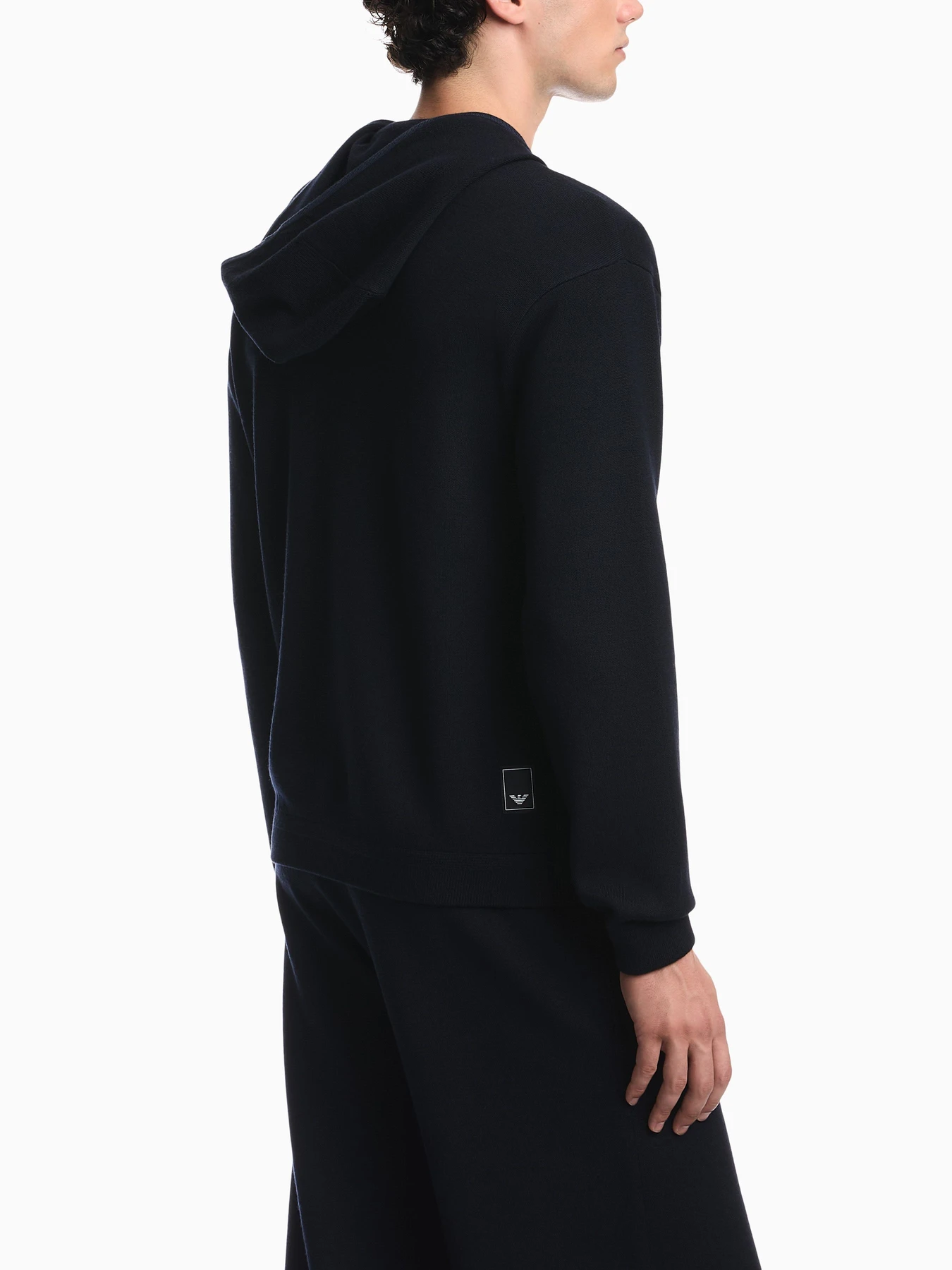 Свитеры и кардиганы Emporio Armani модель EM006223-AF27807-UB118 Свитеры и кардиганы Emporio Armani модель EM006223-AF27807-UB118 Фото