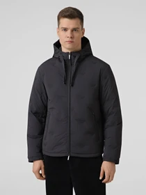Куртки та дублянки Emporio Armani модель EM006730-AF18232-U8124 Фото
