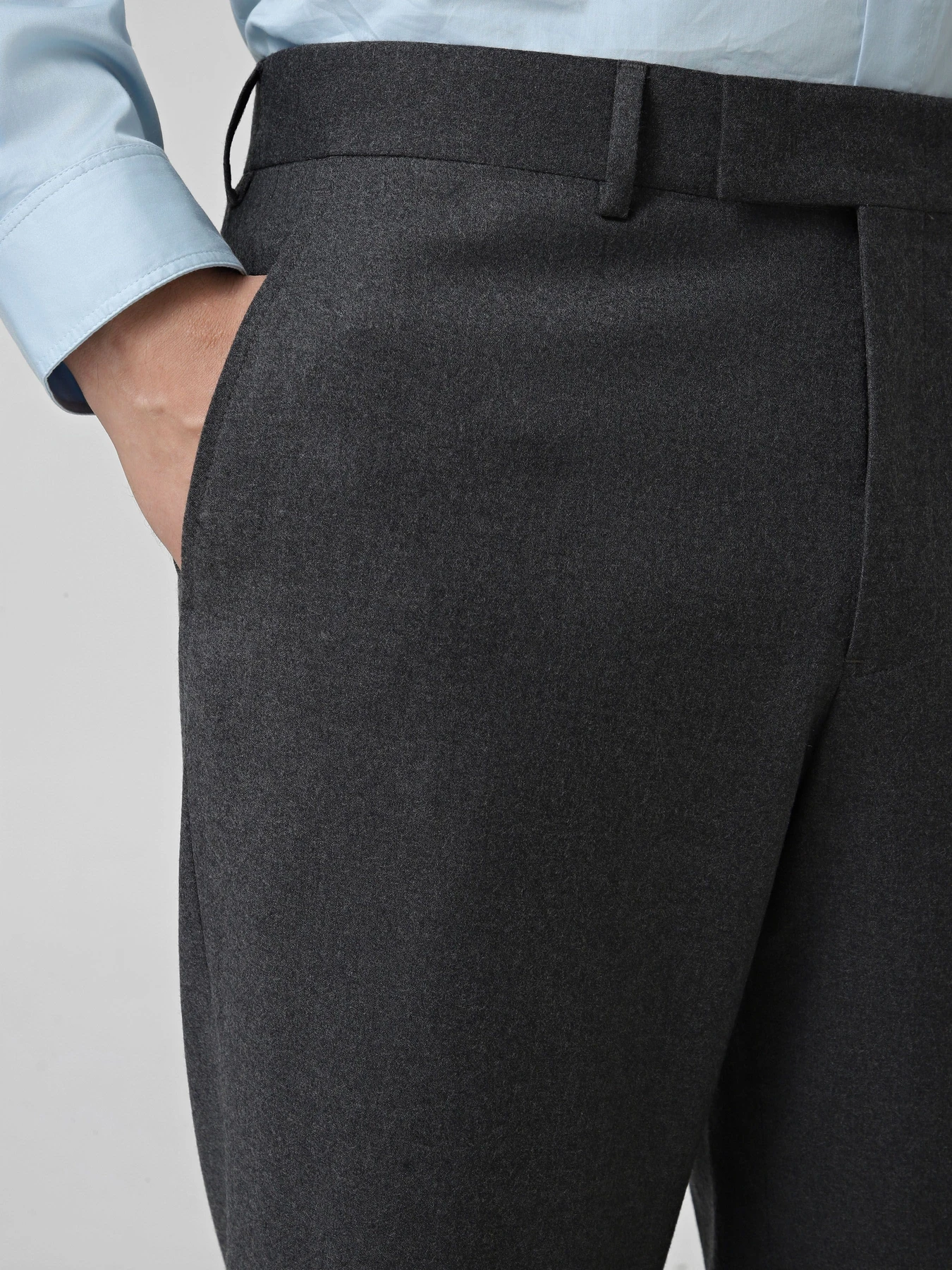 Брюки Emporio Armani модель EM005772-TE22931-O8003 Брюки Emporio Armani модель EM005772-TE22931-O8003 Фото