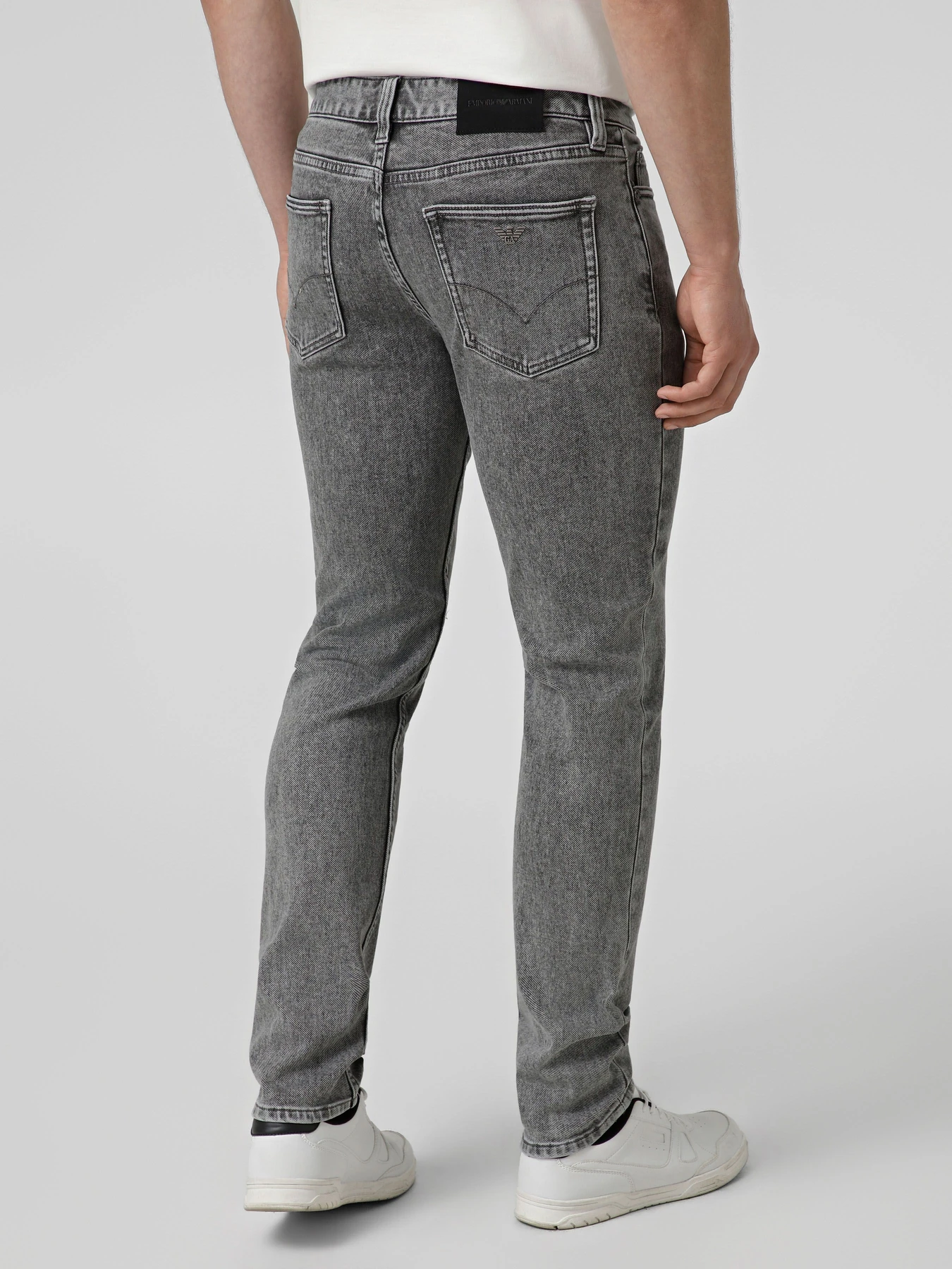 Джинсы Emporio Armani модель EM006514-AF29308-M8002 Джинсы Emporio Armani модель EM006514-AF29308-M8002 Фото