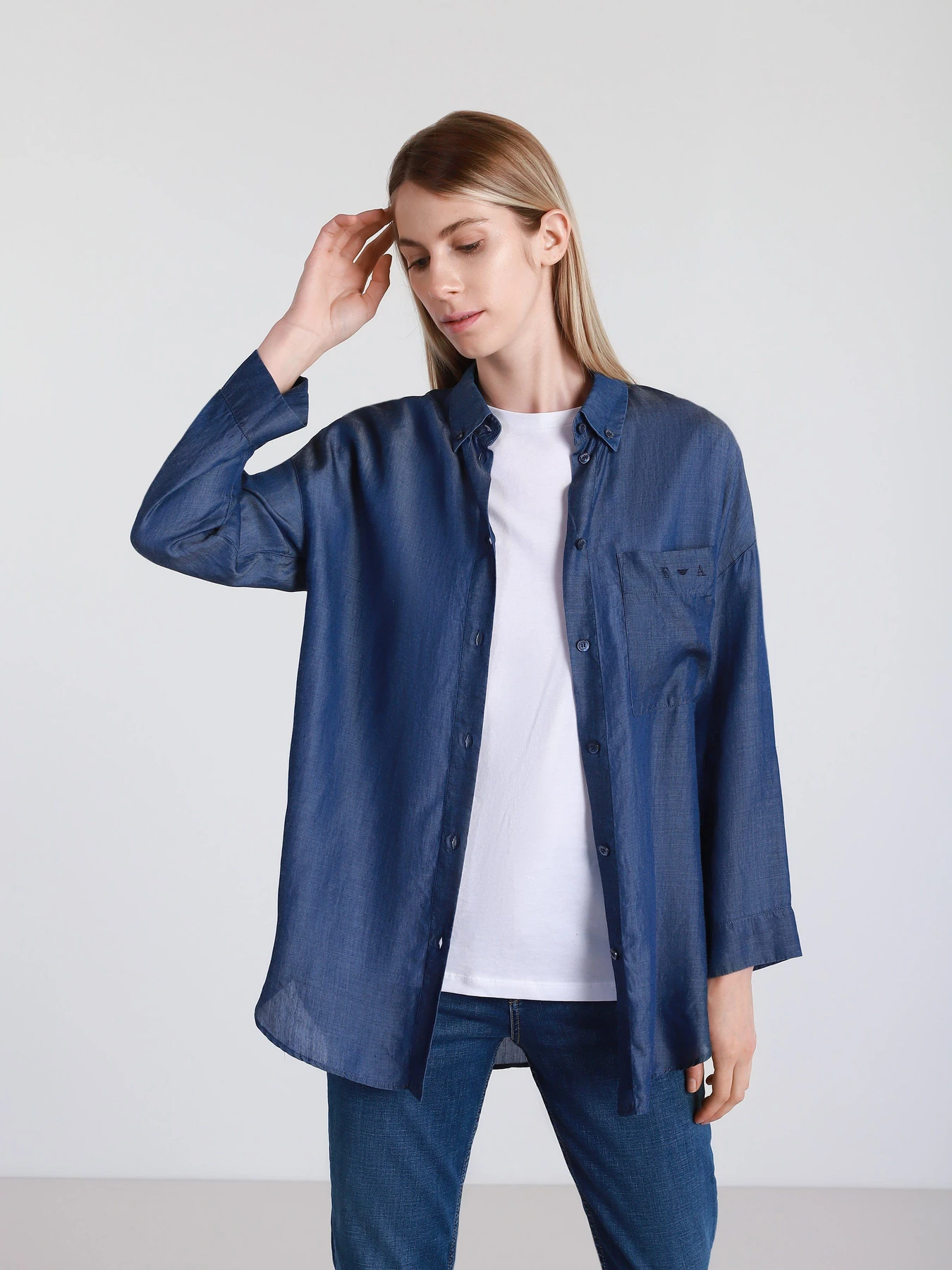 Рубашки Emporio Armani модель 3K2C79-2DF5Z-0941 Рубашки Emporio Armani модель 3K2C79-2DF5Z-0941 Фото