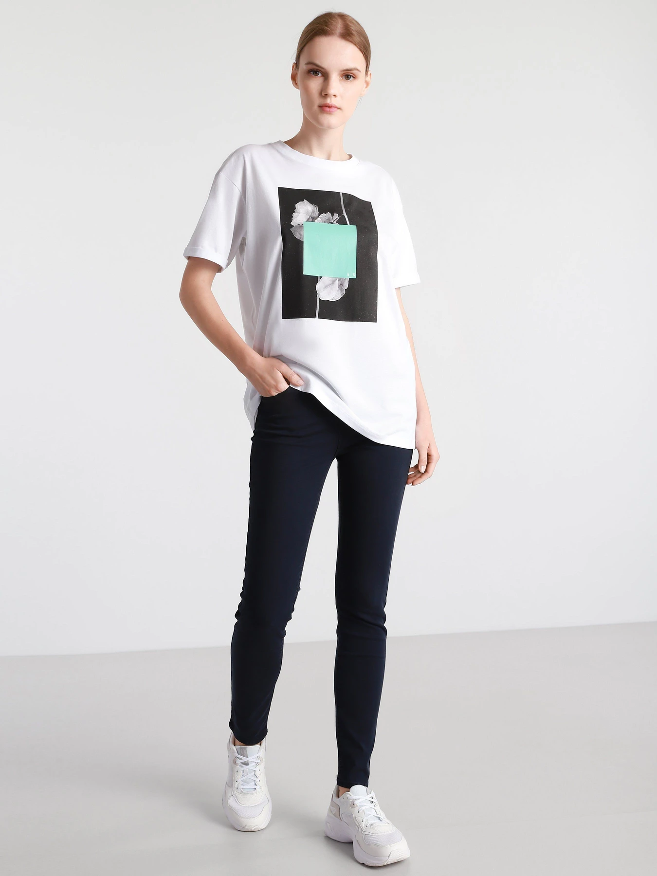 Джинсы Emporio Armani Skinny модель 3K2J20-2N8HZ-0926 Фото