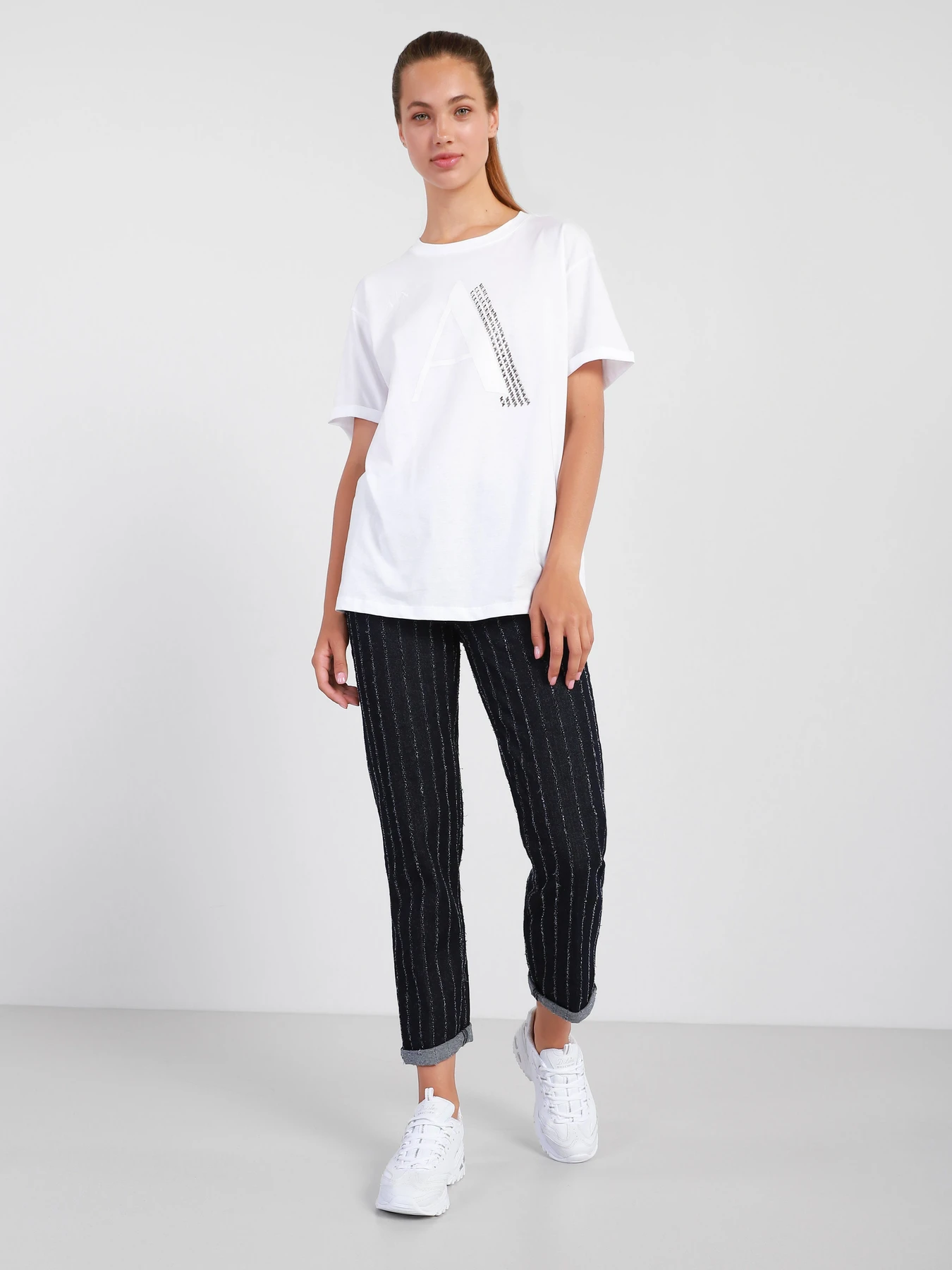 Джинсы Emporio Armani Straight модель 6K2J04-2DI0Z-0941 Джинсы Emporio Armani Straight модель 6K2J04-2DI0Z-0941 Фото