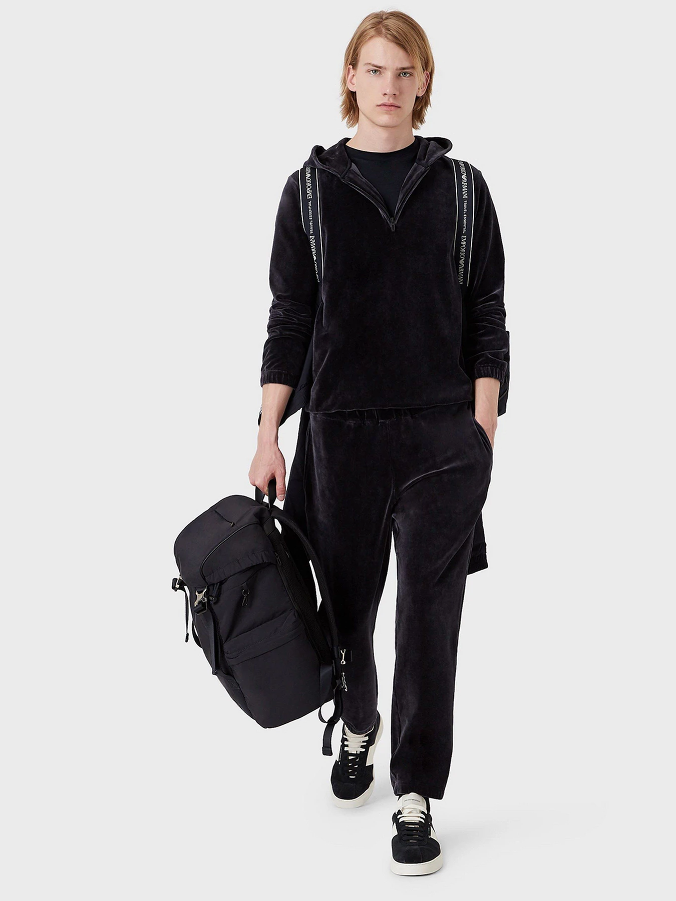 Футболки і поло Emporio Armani модель 6K1TS2-1JUVZ-0920 Футболки і поло Emporio Armani модель 6K1TS2-1JUVZ-0920 Фото