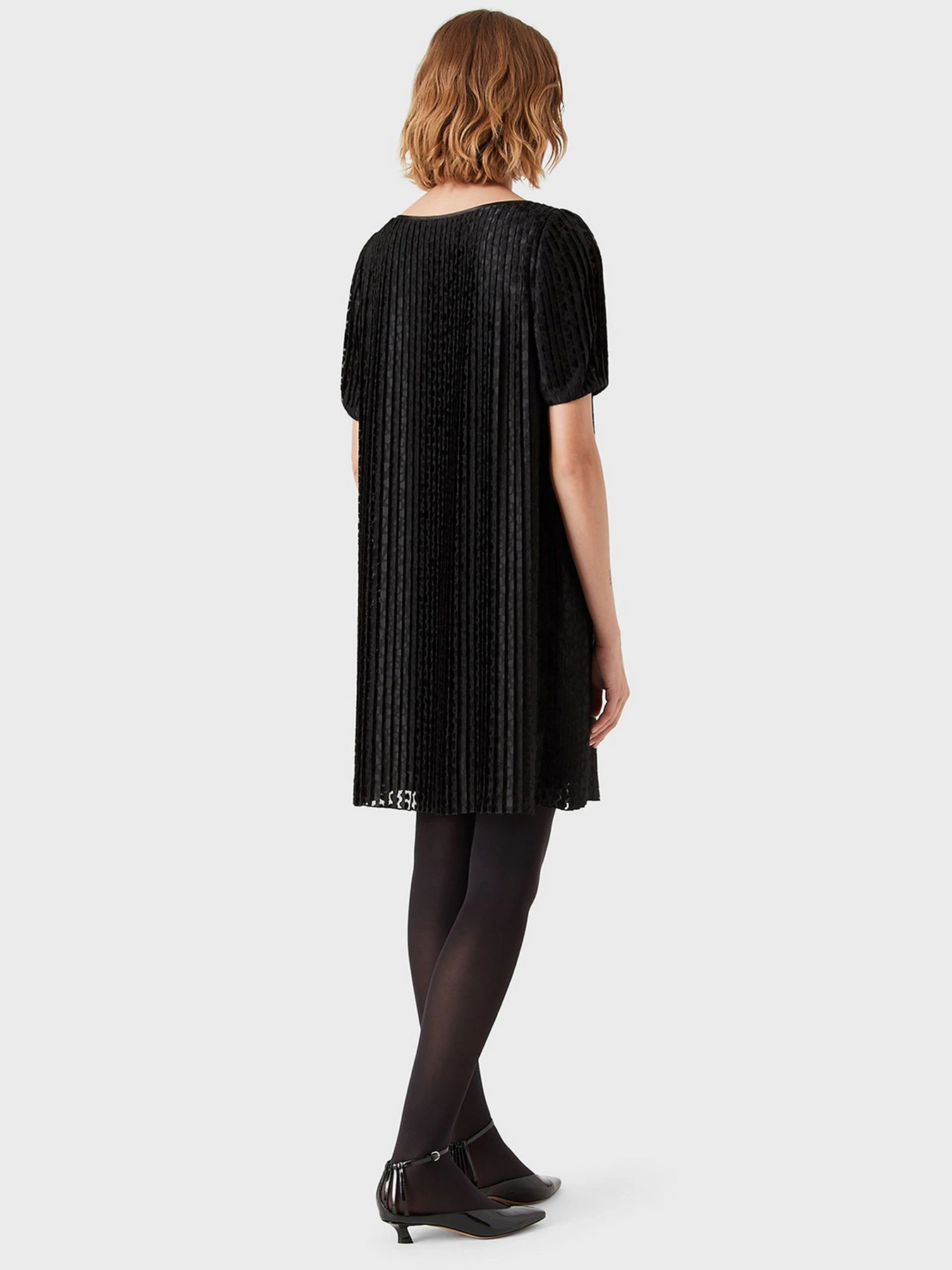 Платья Emporio Armani модель 6K2A68-2NJUZ-0999 Платья Emporio Armani модель 6K2A68-2NJUZ-0999 Фото