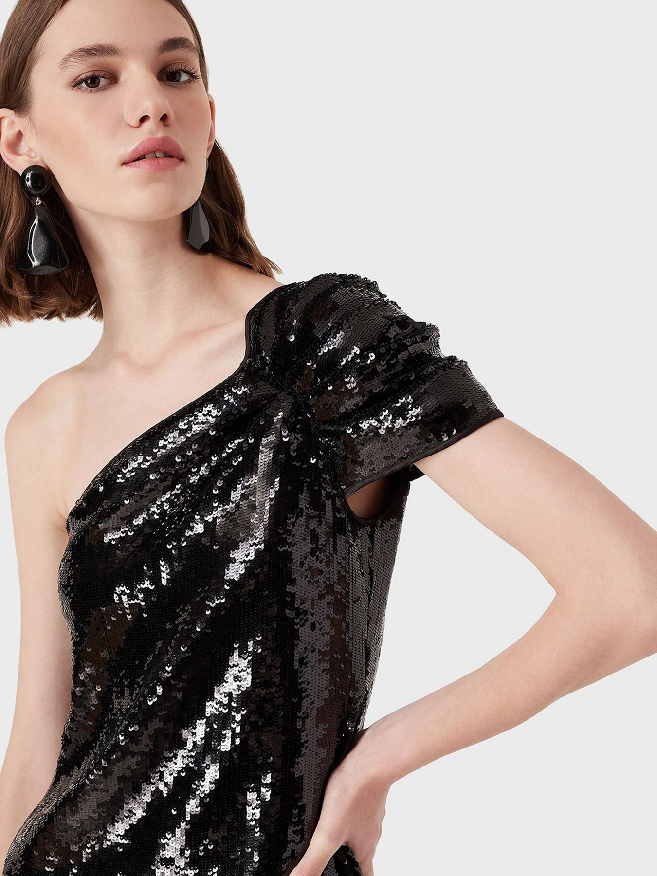 Платья Emporio Armani модель 6K2A76-2NIBZ-0999 Платья Emporio Armani модель 6K2A76-2NIBZ-0999 Фото