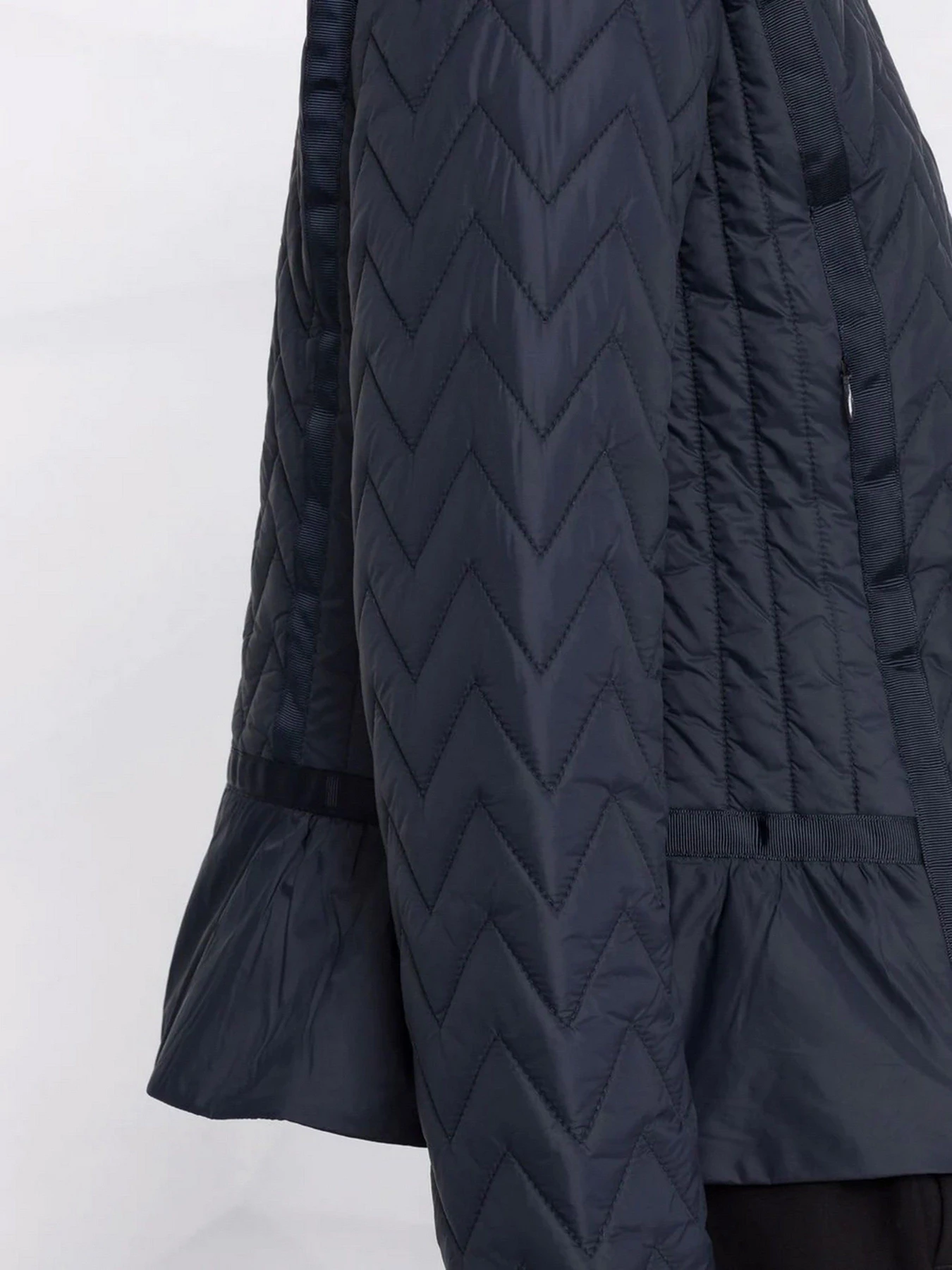 Куртки та дублянки Emporio Armani модель 6K2B65-2NJBZ-0919 Куртки та дублянки Emporio Armani модель 6K2B65-2NJBZ-0919 Фото