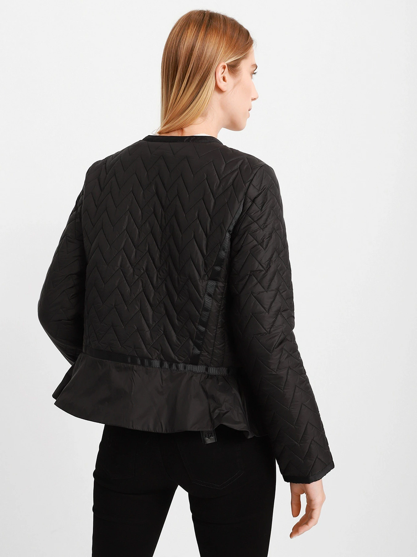 Куртки та дублянки Emporio Armani модель 6K2B65-2NJBZ-0999 Куртки та дублянки Emporio Armani модель 6K2B65-2NJBZ-0999 Фото