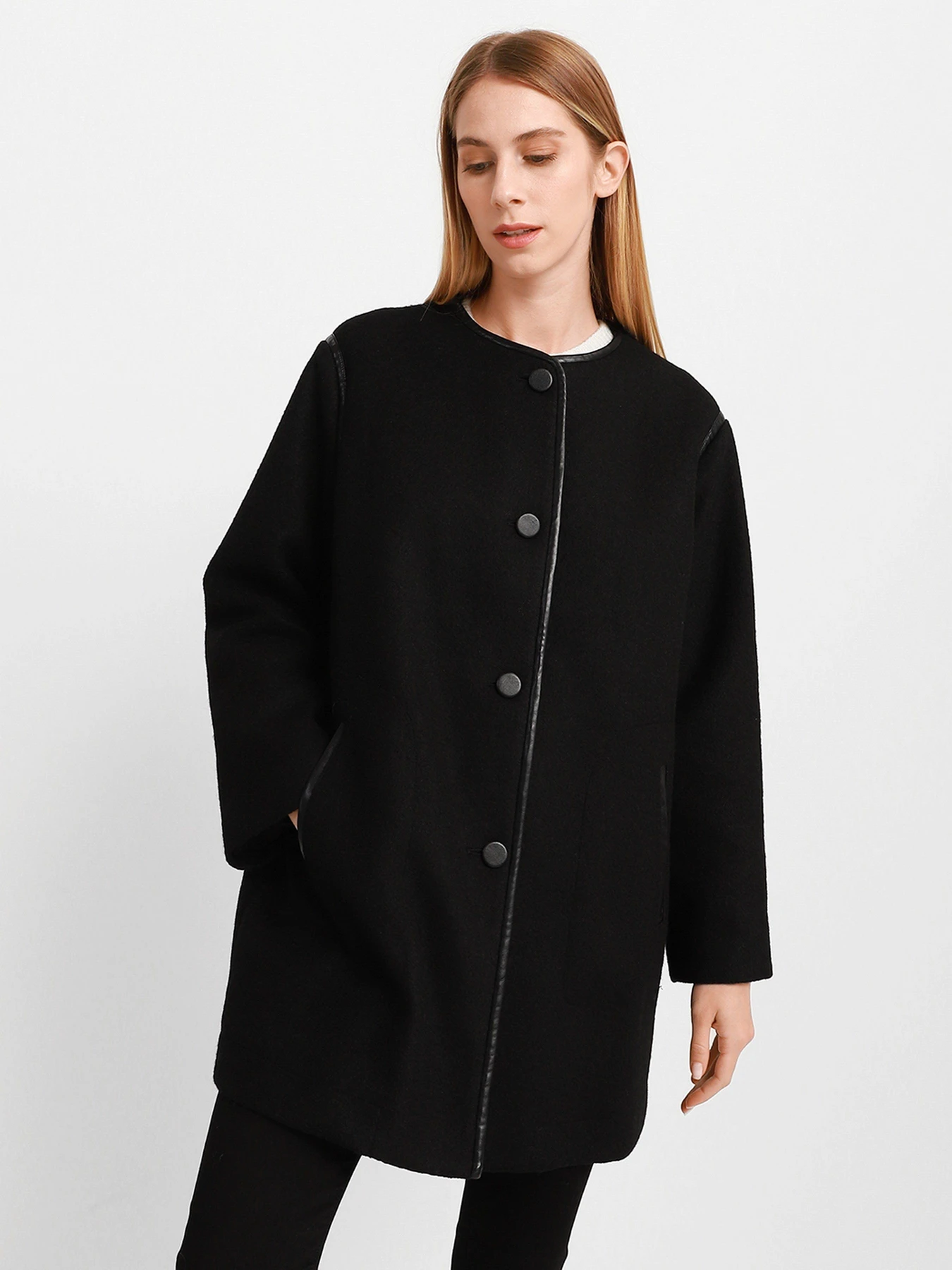 Пальто и плащи Emporio Armani модель 6K2L6A-2JWVZ-0999 Пальто и плащи Emporio Armani модель 6K2L6A-2JWVZ-0999 Фото
