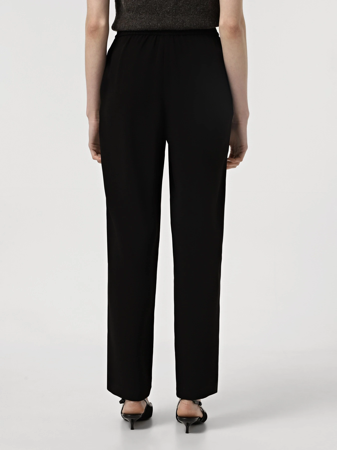 Брюки Emporio Armani модель 6K2P65-2NJKZ-0999 Фото