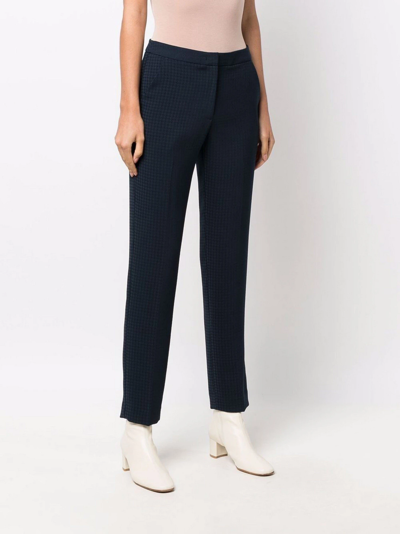 Брюки Emporio Armani модель 6K2P95-2NJFZ-0919 Брюки Emporio Armani модель 6K2P95-2NJFZ-0919 Фото