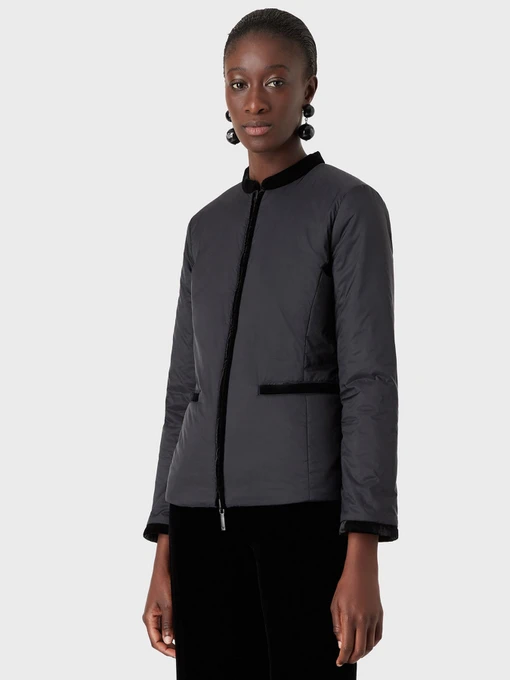 Куртки и дубленки Emporio Armani модель 8N2B01-2NKBZ-0999 Фото
