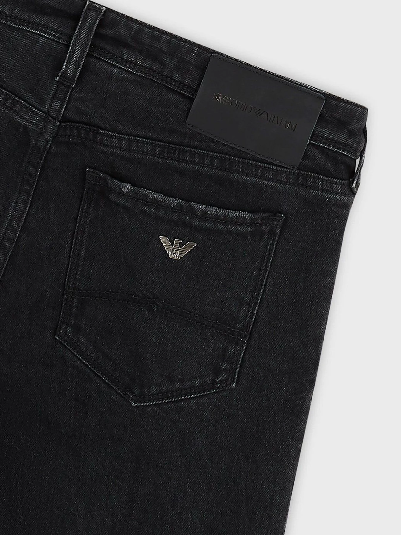 Джинсы Emporio Armani модель 6K2J28-2DI9Z-0005 Джинсы Emporio Armani модель 6K2J28-2DI9Z-0005 Фото