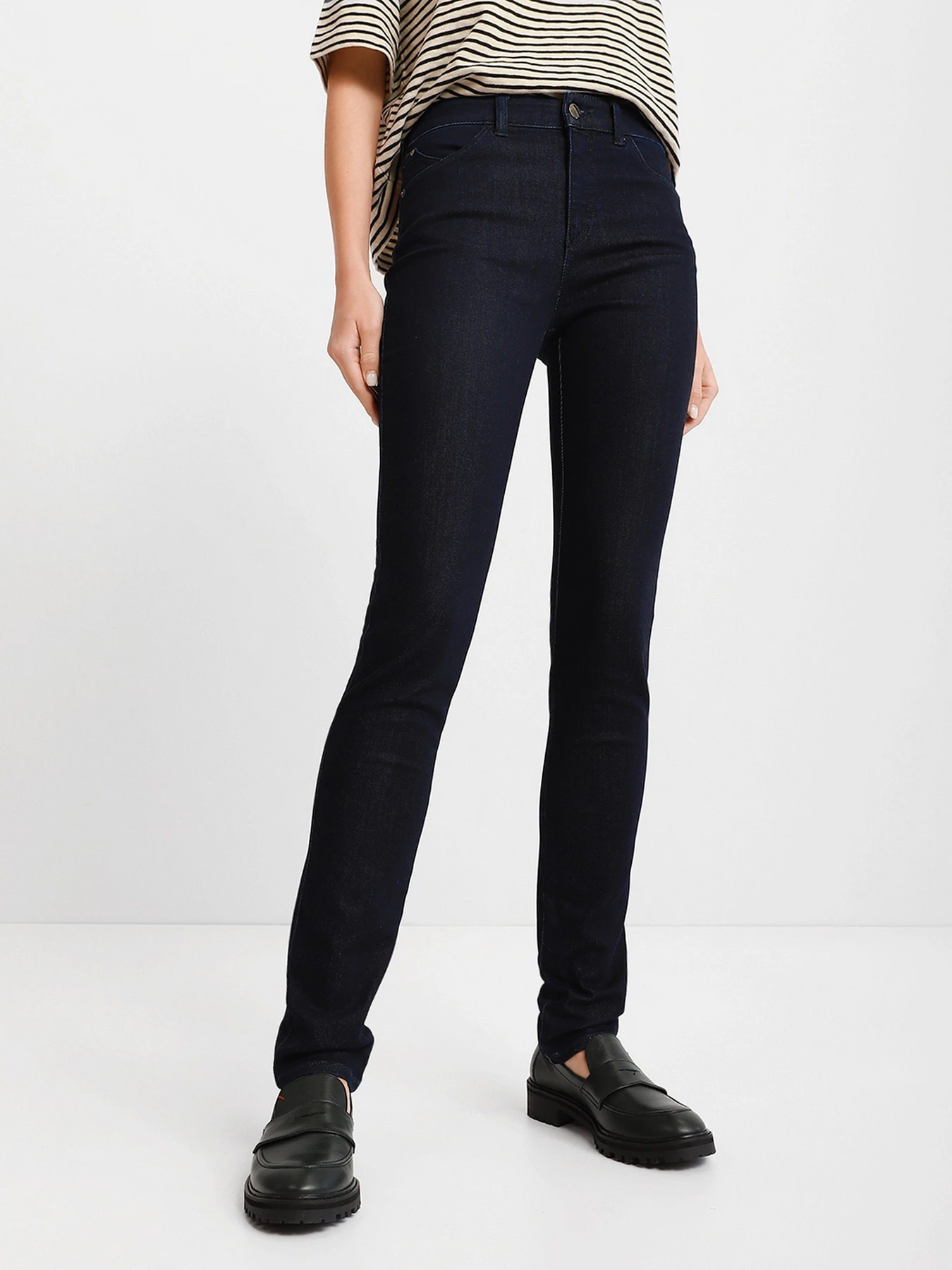 Джинсы Emporio Armani Super Skinny модель 8N2J18-2DL2Z-0941 Джинсы Emporio Armani Super Skinny модель 8N2J18-2DL2Z-0941 Фото