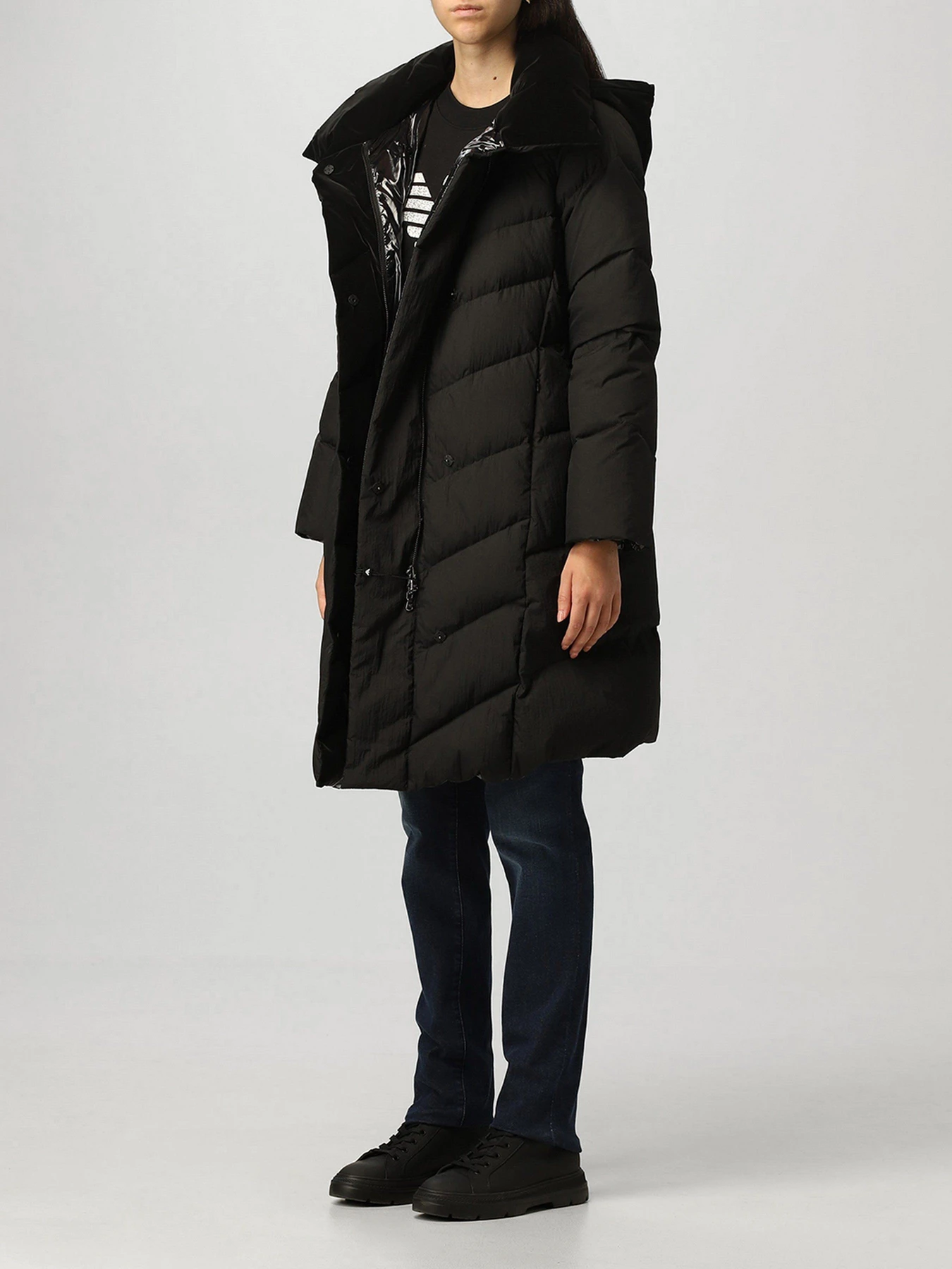 Куртки и дубленки Emporio Armani модель 6K2L68-2NJGZ-0999 Куртки и дубленки Emporio Armani модель 6K2L68-2NJGZ-0999 Фото