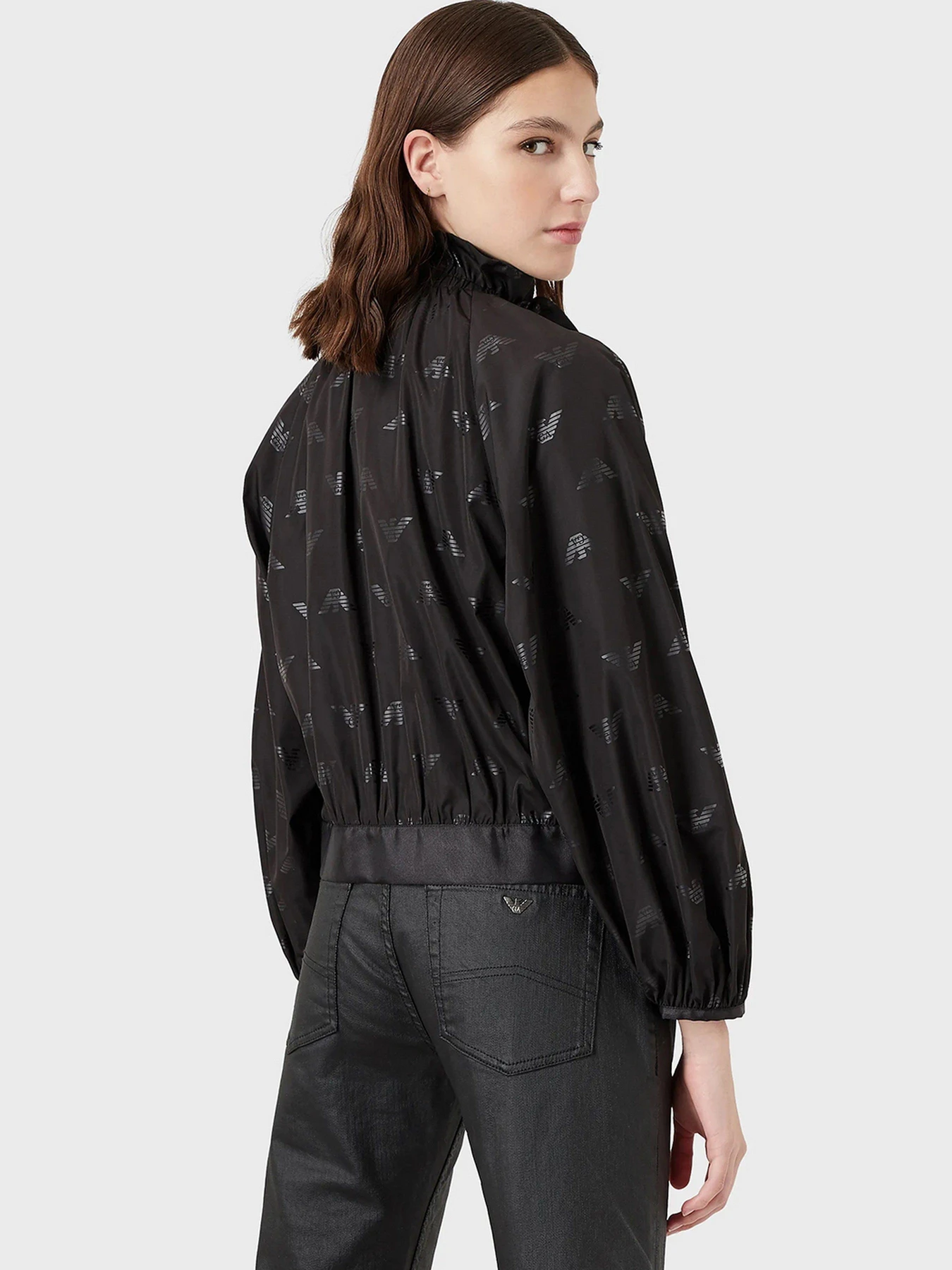 Куртки и дубленки Emporio Armani модель 3L2B67-2NKZZ-F008 Куртки и дубленки Emporio Armani модель 3L2B67-2NKZZ-F008 Фото