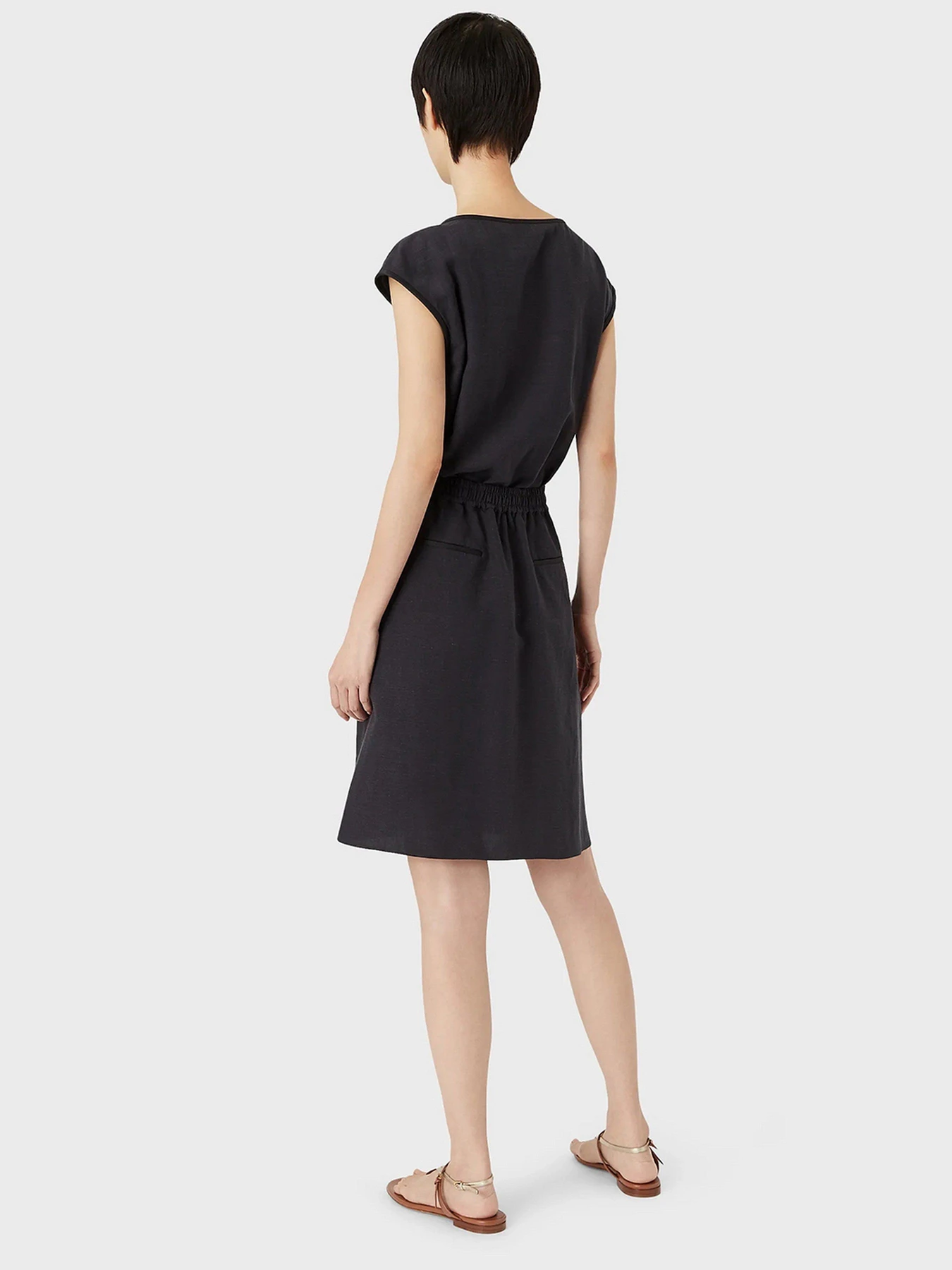 Платья Emporio Armani модель INA1HT-I9907-920 Фото