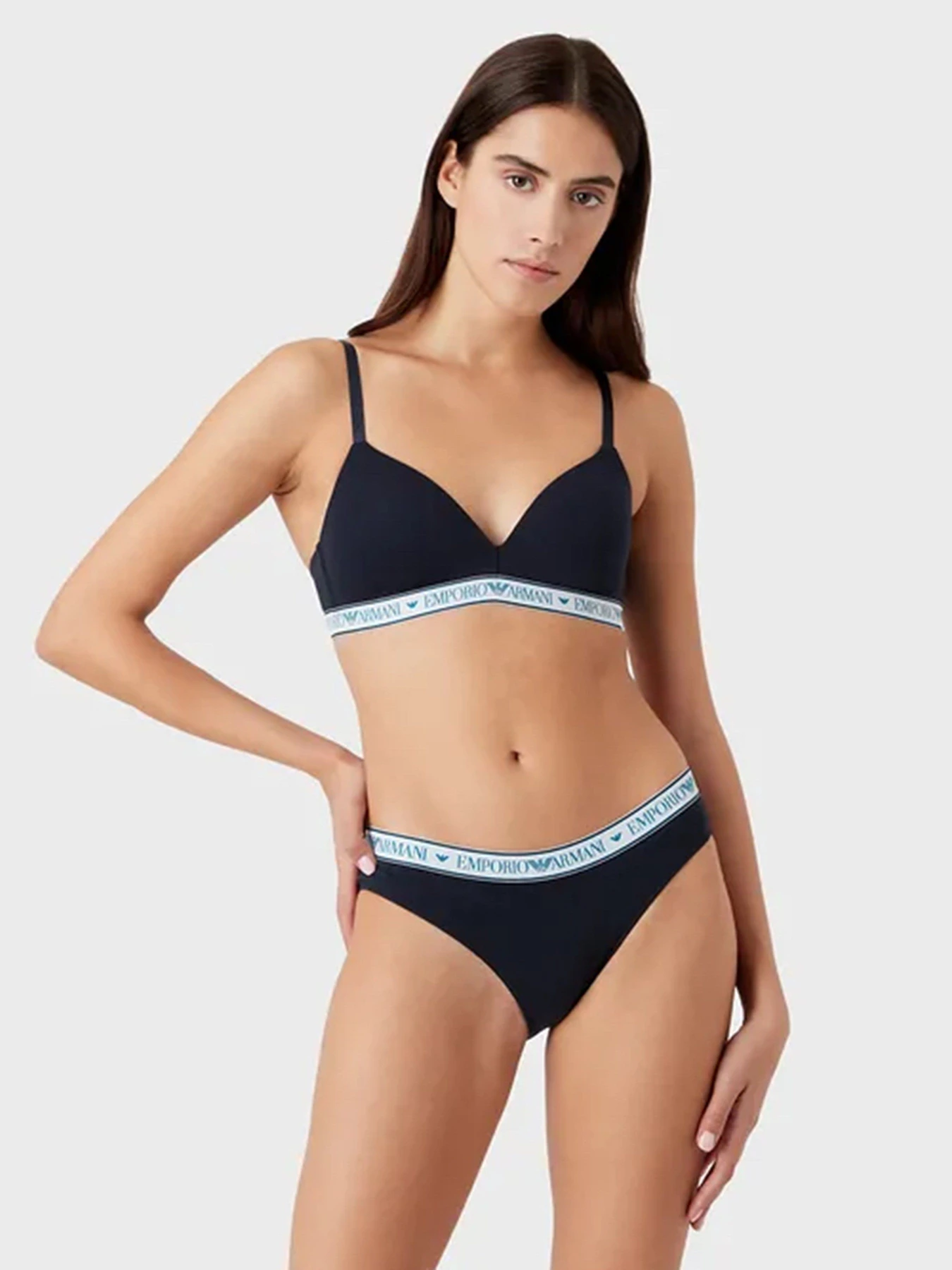 Нижнее белье Emporio Armani модель 163334-2F227-00135 Нижнее белье Emporio Armani модель 163334-2F227-00135 Фото