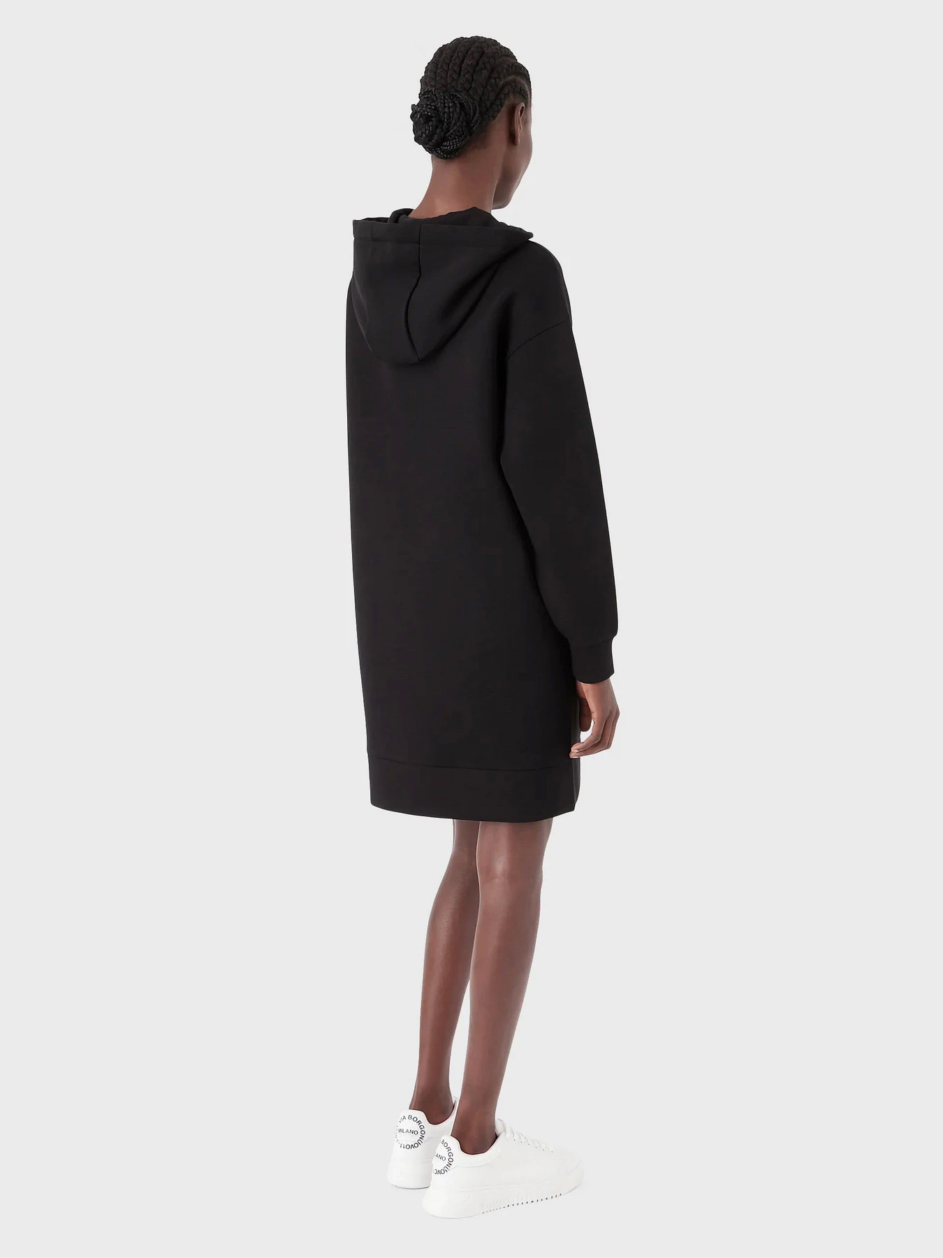 Платья Emporio Armani модель 6L2A6E-1JHSZ-0999 Платья Emporio Armani модель 6L2A6E-1JHSZ-0999 Фото