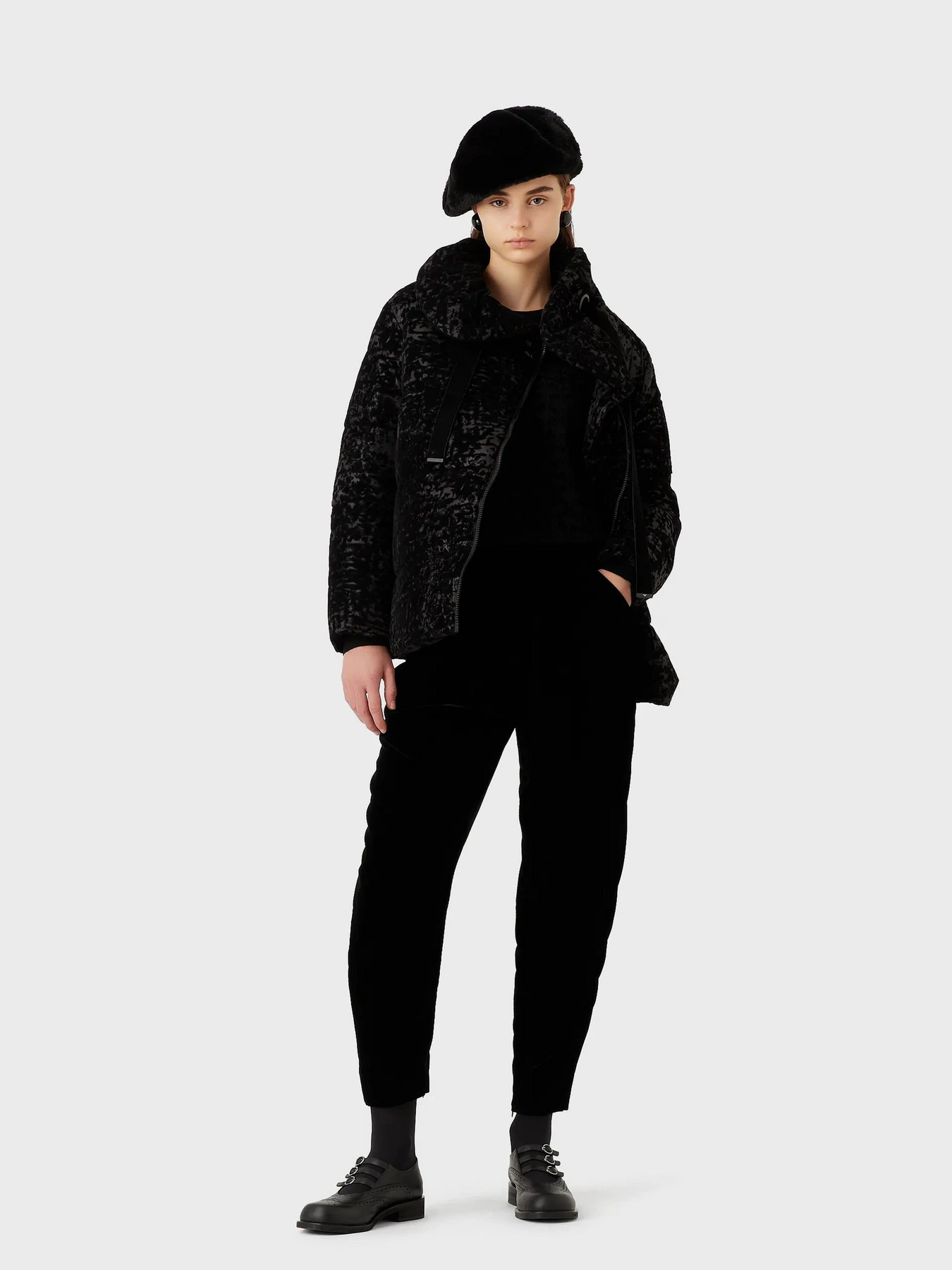 Куртки и дубленки Emporio Armani модель 6L2B73-2NITZ-0999 Фото