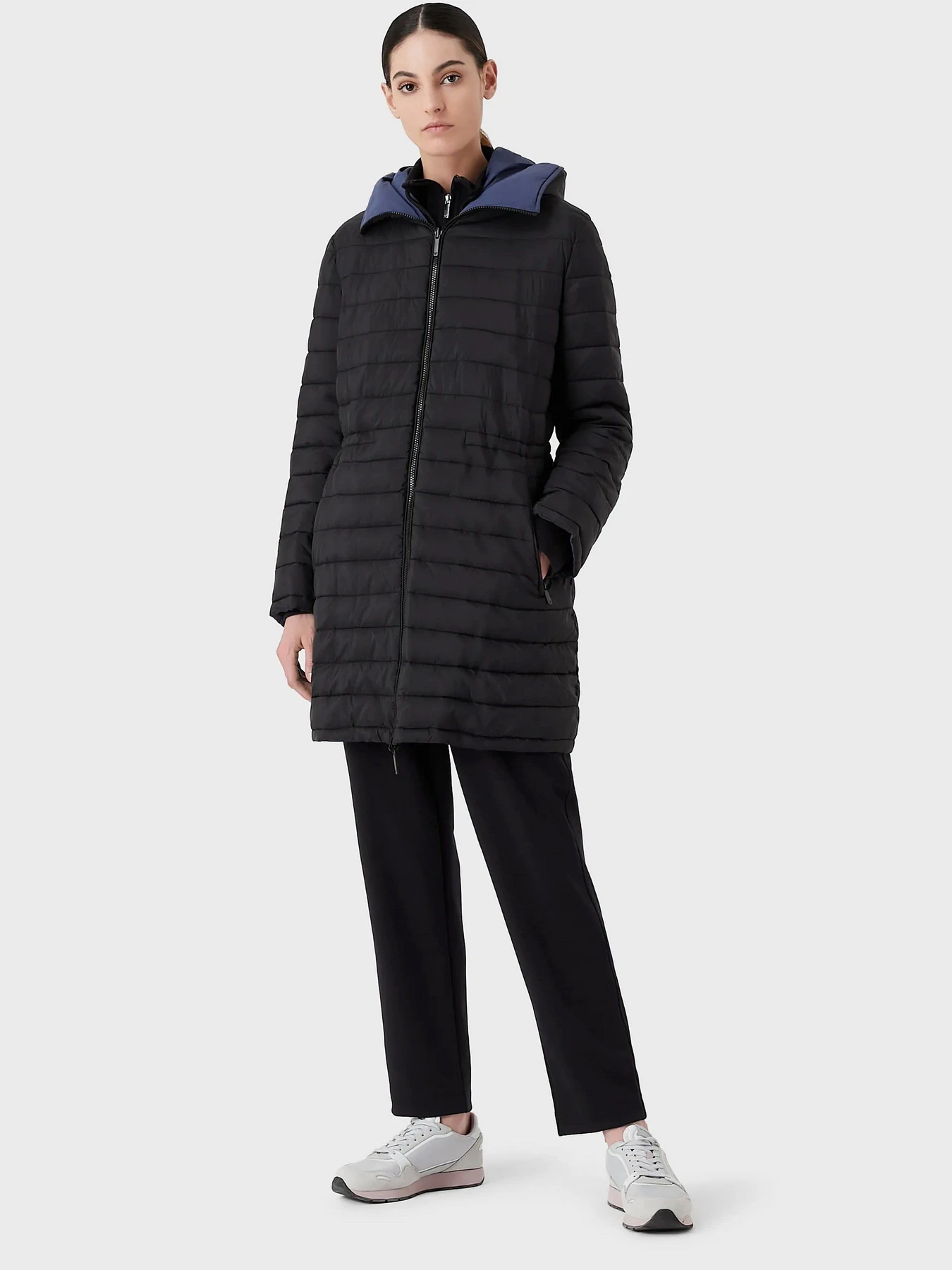 Куртки та дублянки Emporio Armani модель 6L2L62-2NIIZ-F929 Куртки та дублянки Emporio Armani модель 6L2L62-2NIIZ-F929 Фото