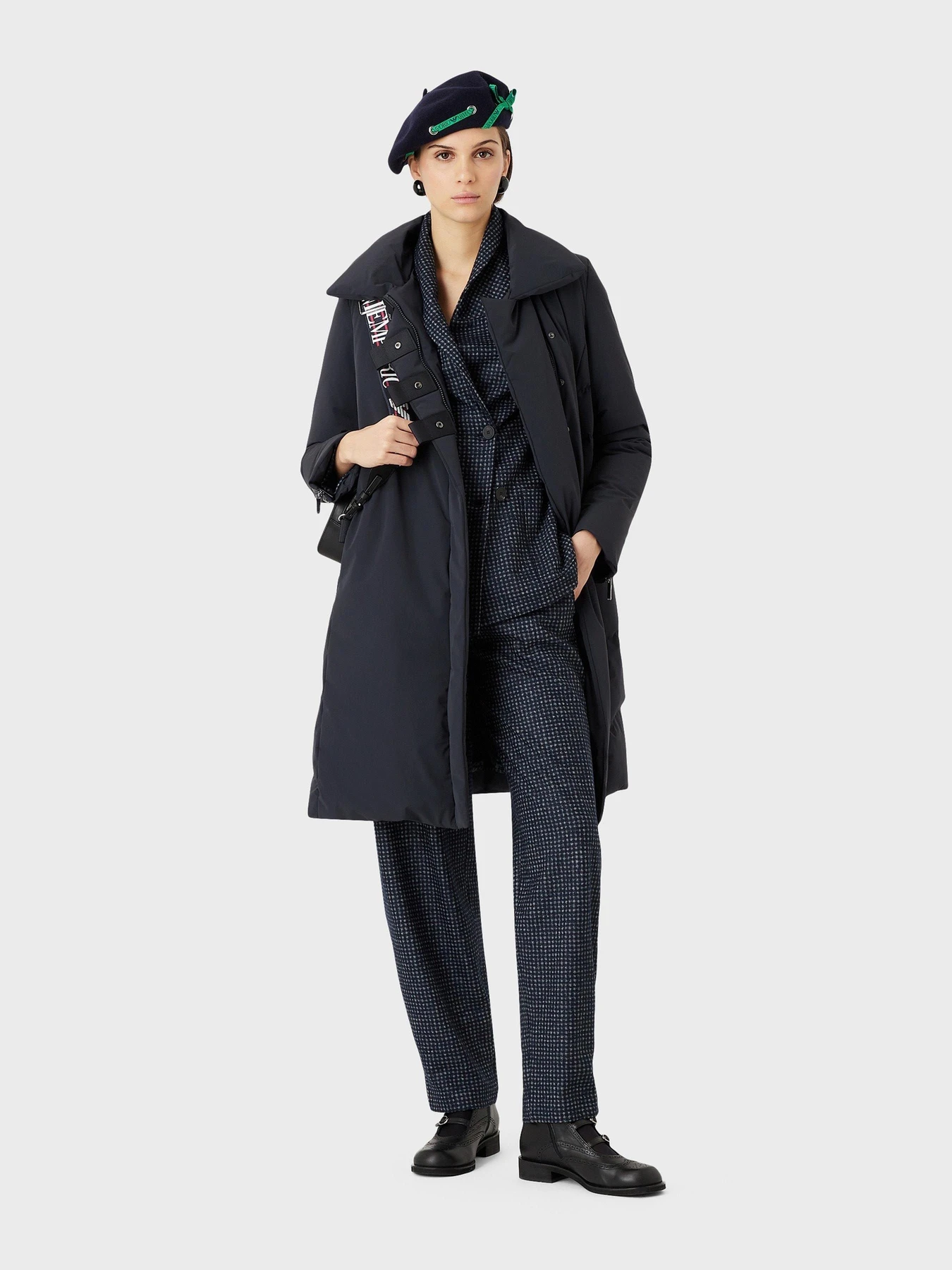Куртки и дубленки Emporio Armani модель 6L2L66-2NIRZ-0926 Куртки и дубленки Emporio Armani модель 6L2L66-2NIRZ-0926 Фото