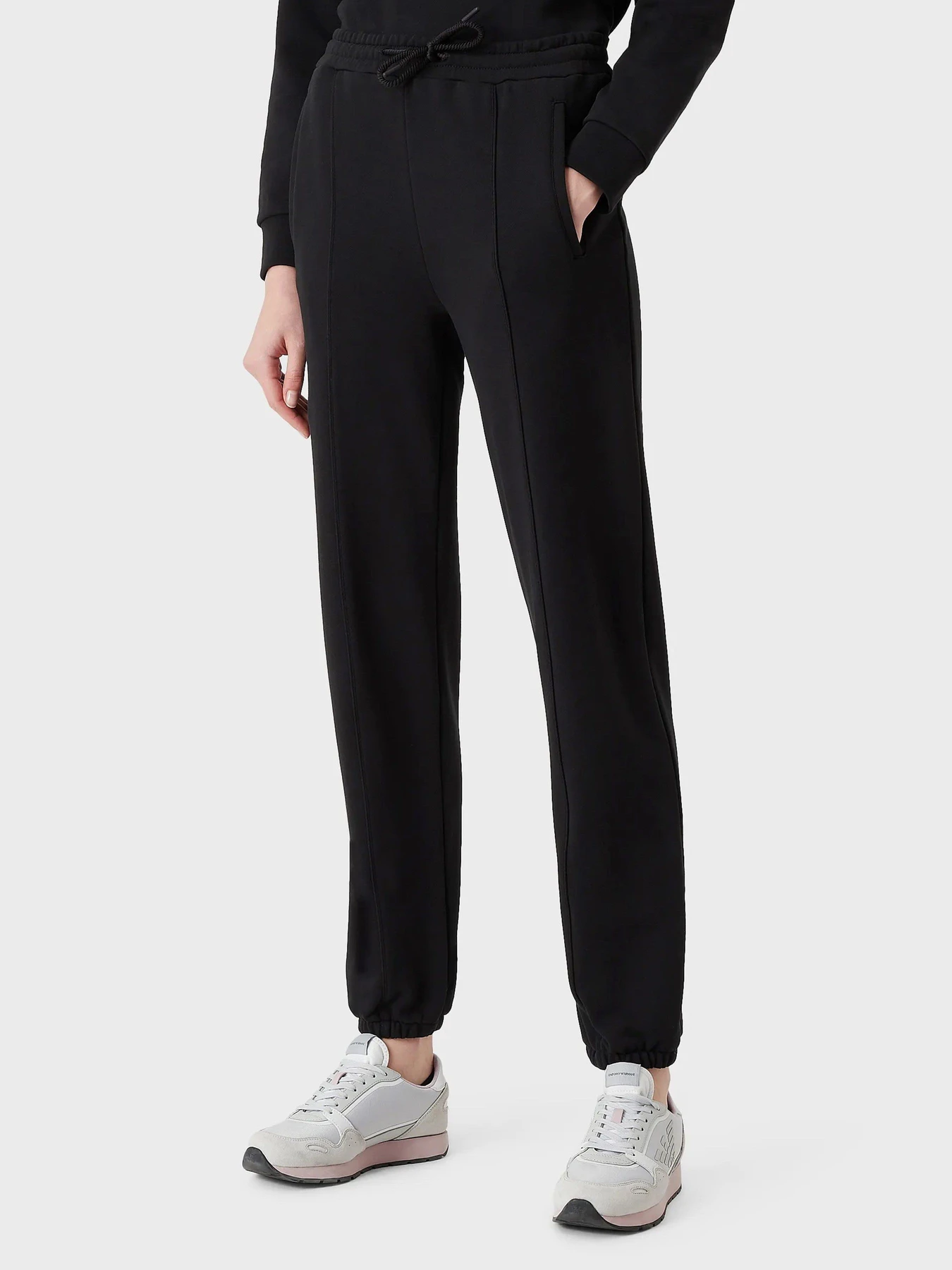 Брюки Emporio Armani модель 6L2P7B-2J49Z-0999 Брюки Emporio Armani модель 6L2P7B-2J49Z-0999 Фото