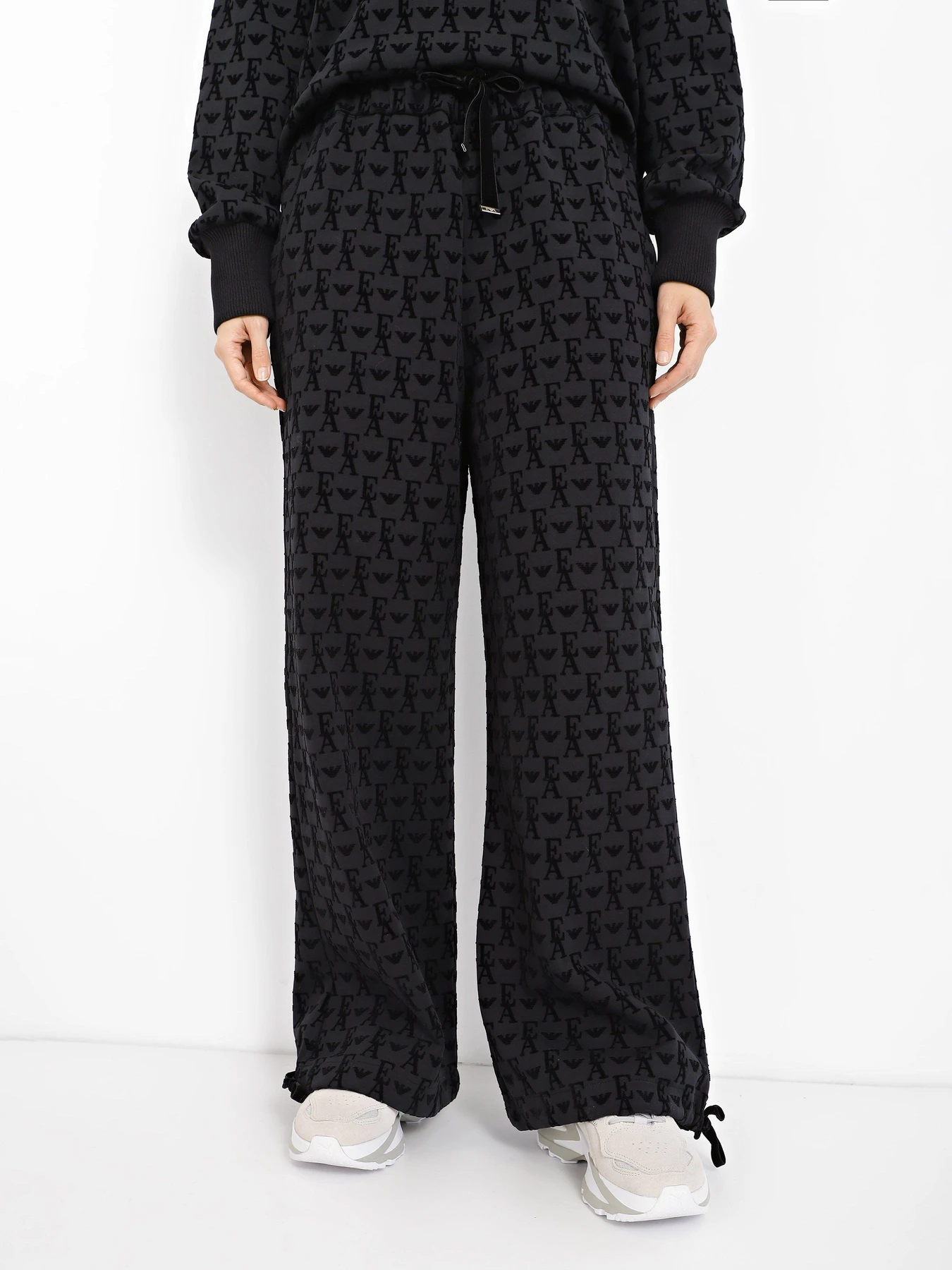 Брюки Emporio Armani модель 6L2P7D-2JTCZ-0999 Фото