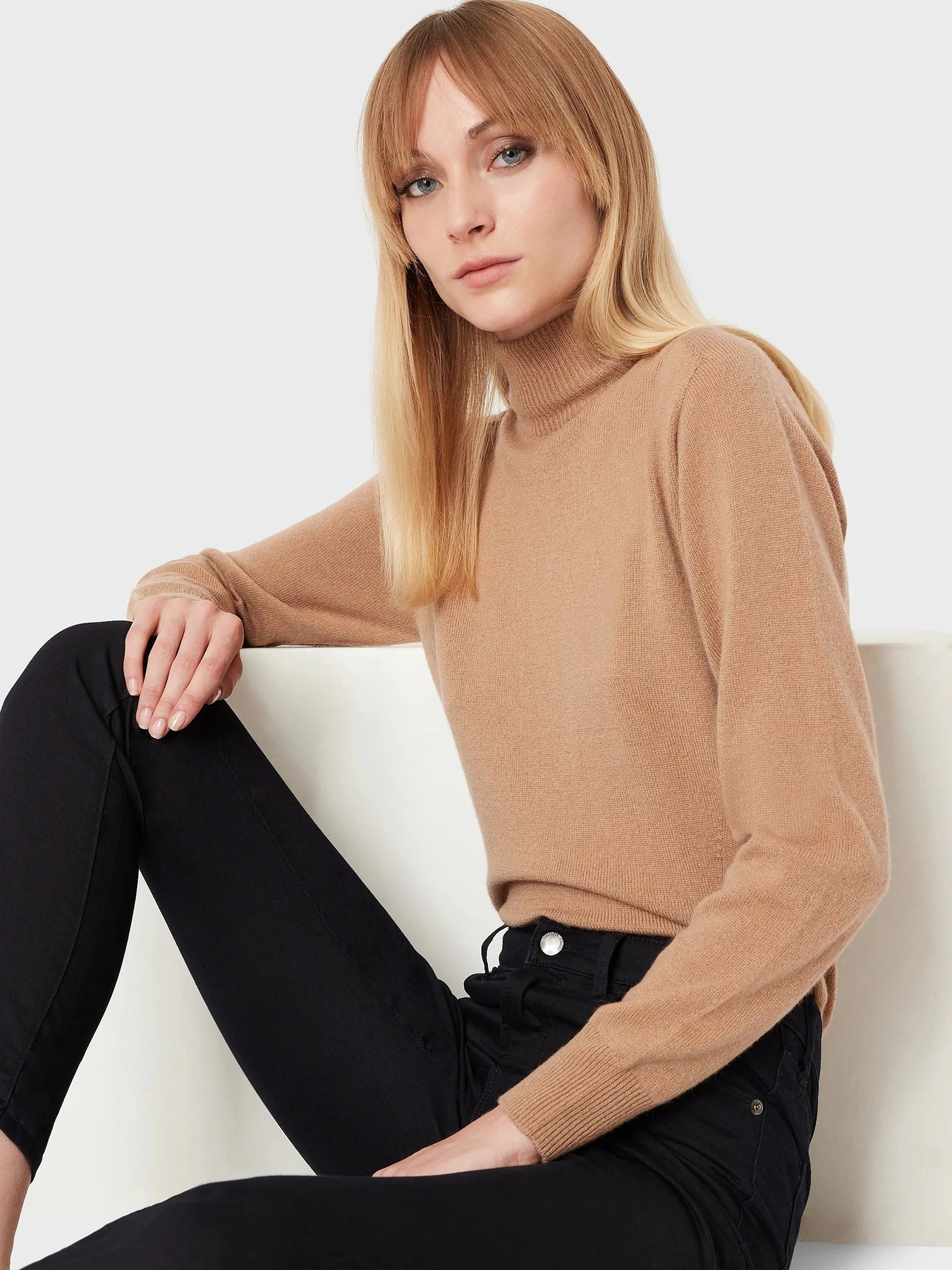 Свитры и кардиганы Emporio Armani модель 8N2MW2-2MA1Z-0137 Свитры и кардиганы Emporio Armani модель 8N2MW2-2MA1Z-0137 Фото