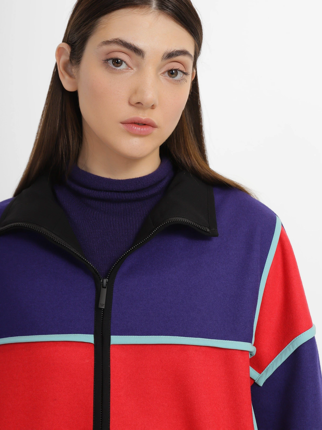 Куртки и дубленки Emporio Armani модель 3R2B8A-2J1HZ-F820 Куртки и дубленки Emporio Armani модель 3R2B8A-2J1HZ-F820 Фото