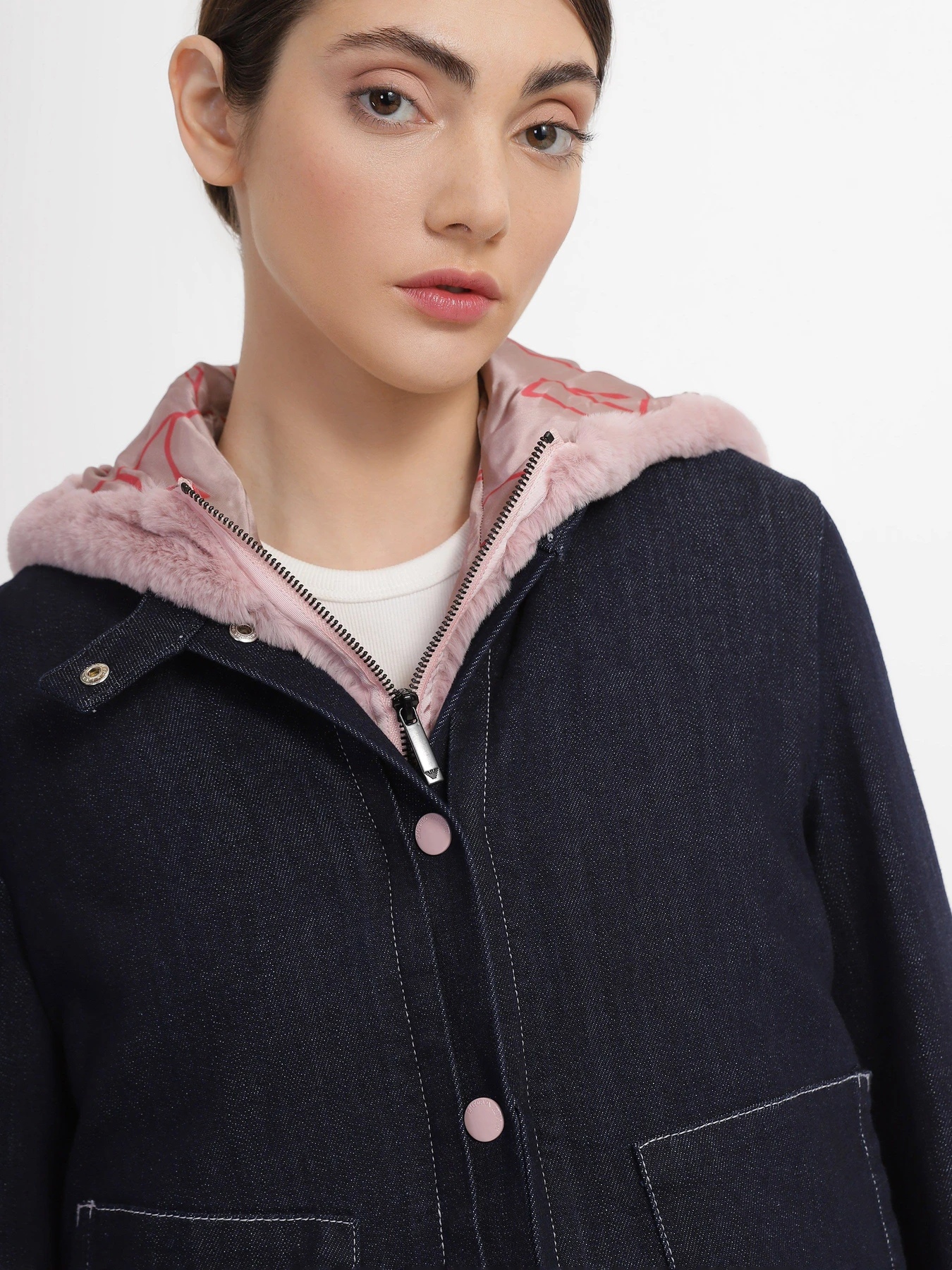 Куртки и дубленки Emporio Armani модель 3R2B97-2DX8Z-0917 Куртки и дубленки Emporio Armani модель 3R2B97-2DX8Z-0917 Фото