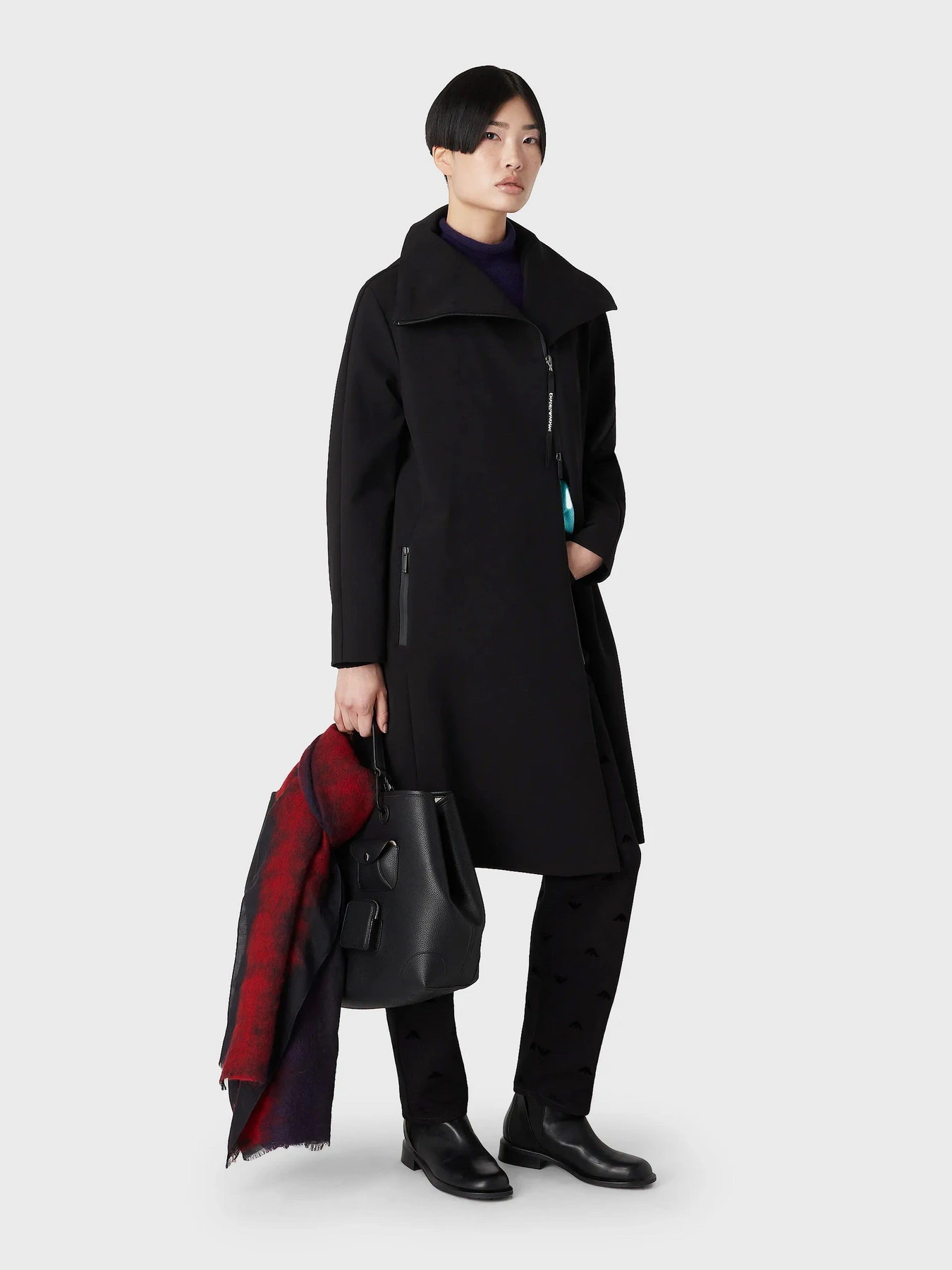 Джинси Emporio Armani J90 модель 3R2J90-2DY3Z-0005 Джинси Emporio Armani J90 модель 3R2J90-2DY3Z-0005 Фото