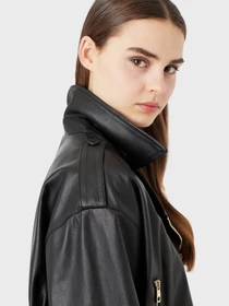 Куртки и дубленки Emporio Armani модель D4NB64-D2P71-999 Фото