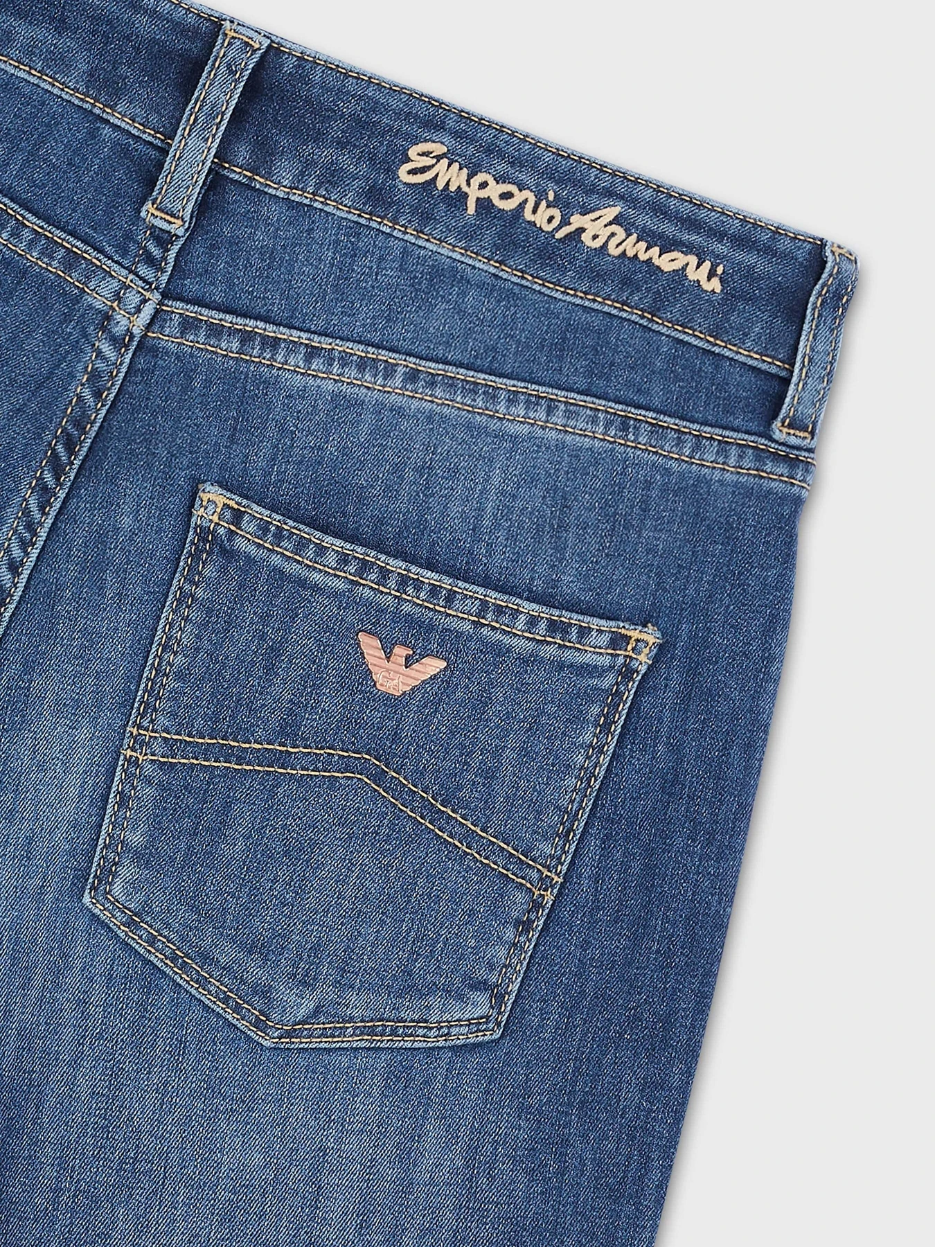 Джинсы Emporio Armani J18 модель 3R2J18-2DY4Z-0941 Фото