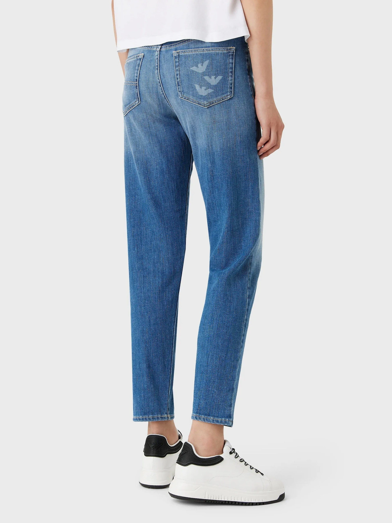 Джинси Emporio Armani J90 модель 3R2J90-2DW7Z-0941 Джинси Emporio Armani J90 модель 3R2J90-2DW7Z-0941 Фото