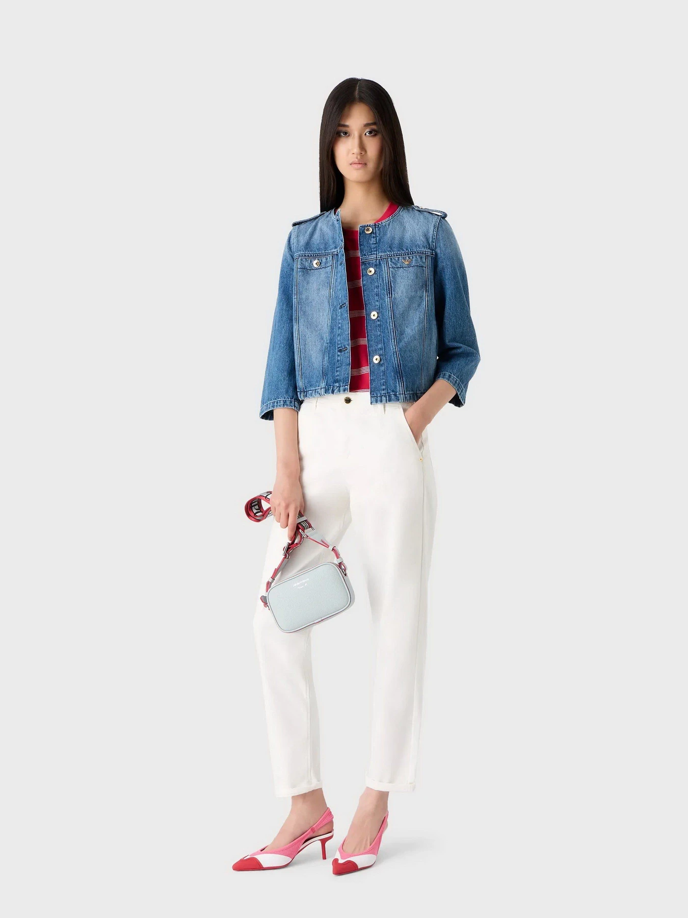 Куртки и дубленки Emporio Armani модель 6R2B93-2DAQZ-0941 Куртки и дубленки Emporio Armani модель 6R2B93-2DAQZ-0941 Фото