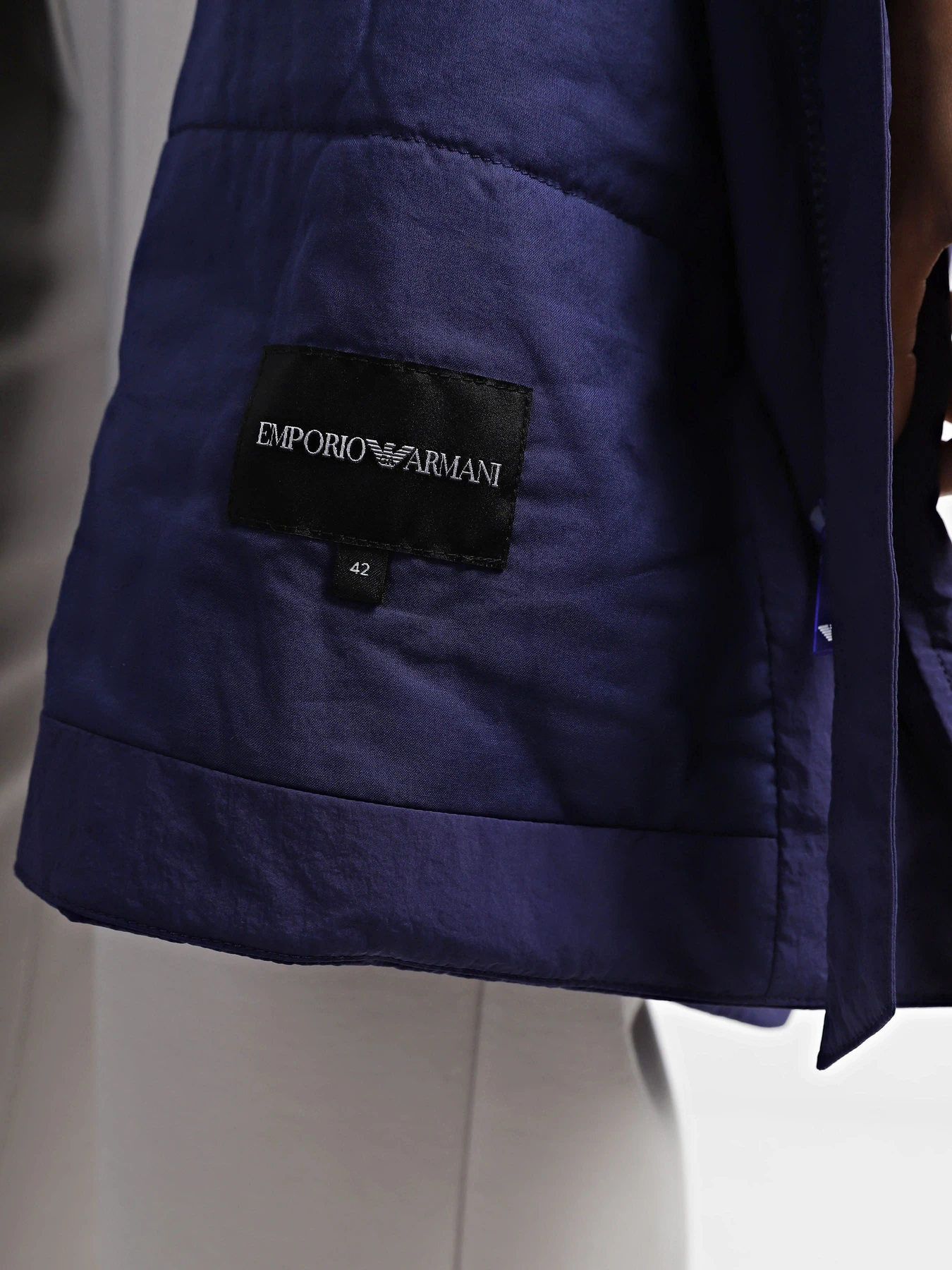 Куртки и дубленки Emporio Armani модель 6R2L67-2NFBZ-0904 Куртки и дубленки Emporio Armani модель 6R2L67-2NFBZ-0904 Фото