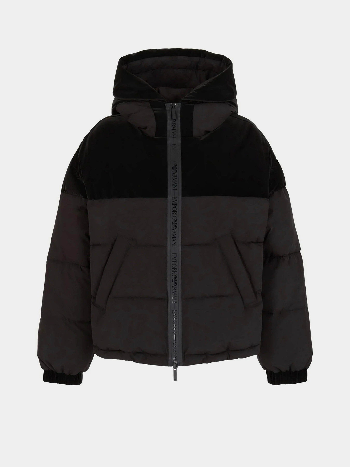Куртки и дубленки Emporio Armani модель 6R2B77-2NFFZ-0999 Куртки и дубленки Emporio Armani модель 6R2B77-2NFFZ-0999 Фото
