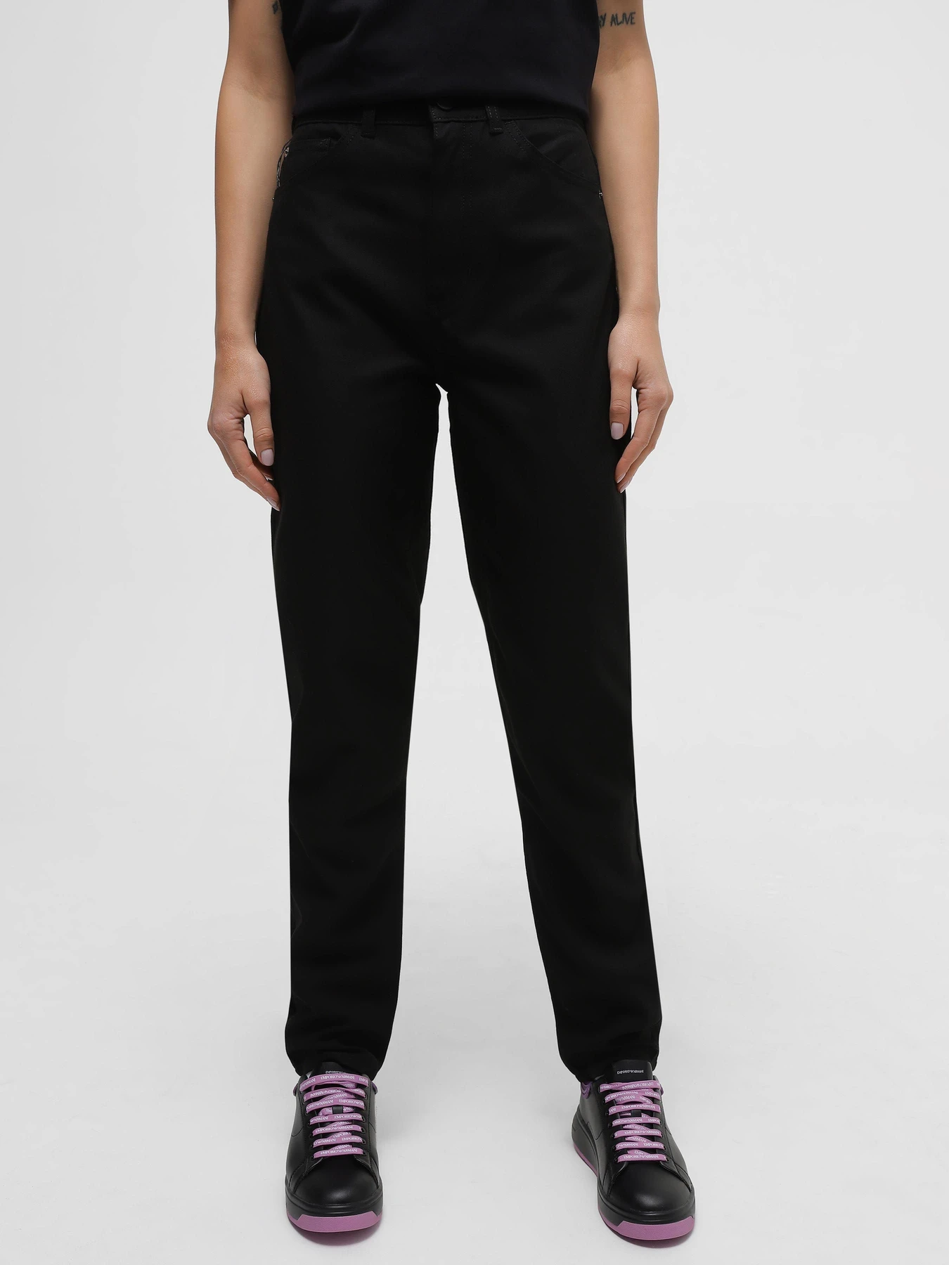Джинсы Emporio Armani J29 модель 6R2J29-2NS8Z-0999 Джинсы Emporio Armani J29 модель 6R2J29-2NS8Z-0999 Фото